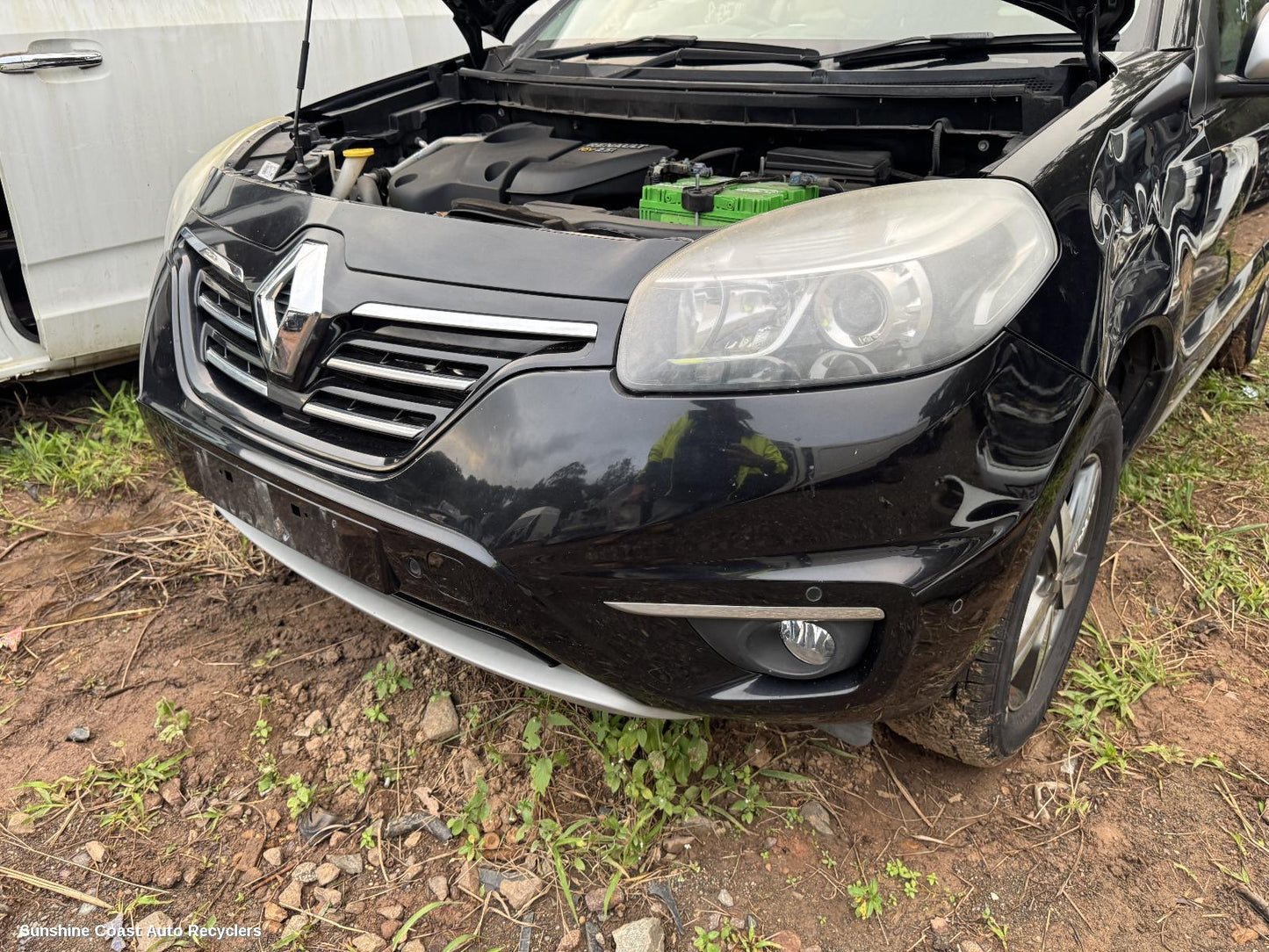 2014 Renault Kaleos Front Bumper