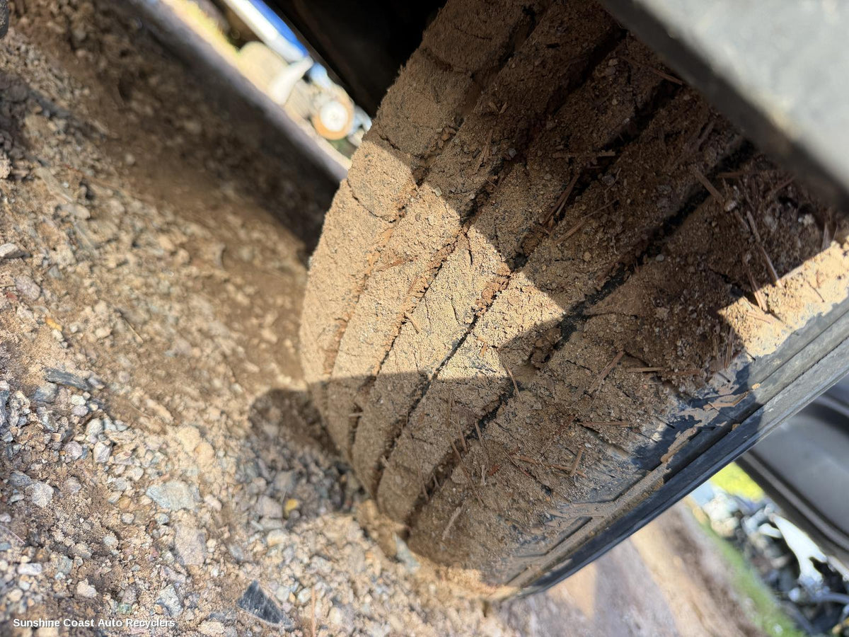 2009-2012 Mitsubishi Outlander Tyre