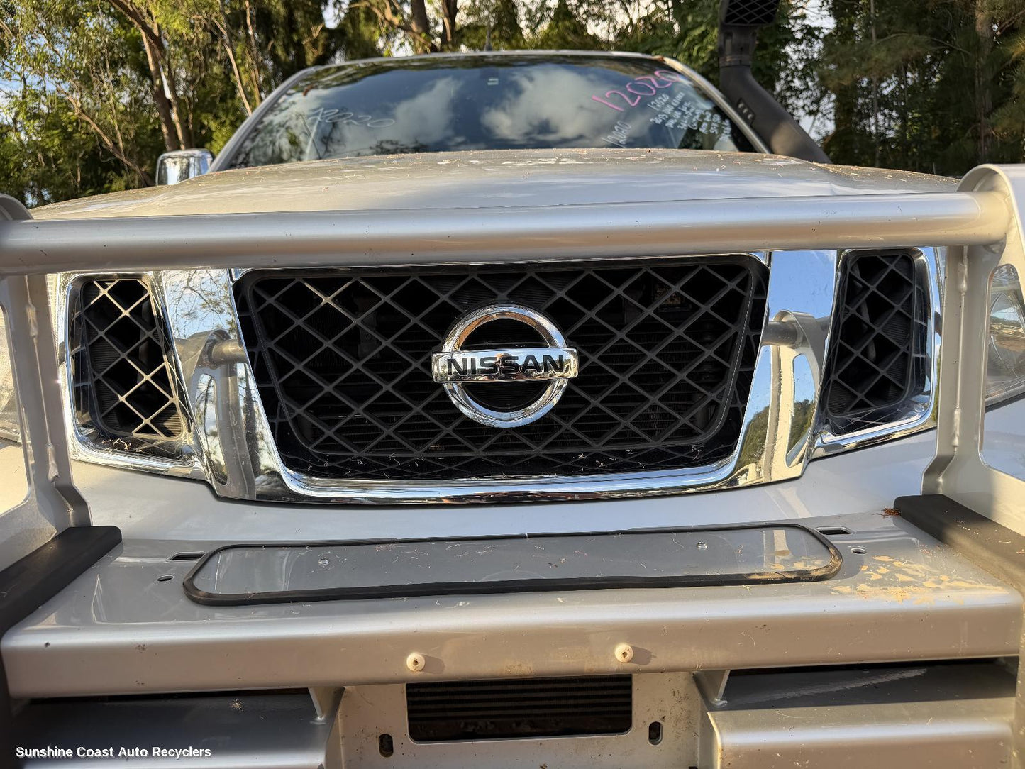 2010-2015 Nissan Navara Grille