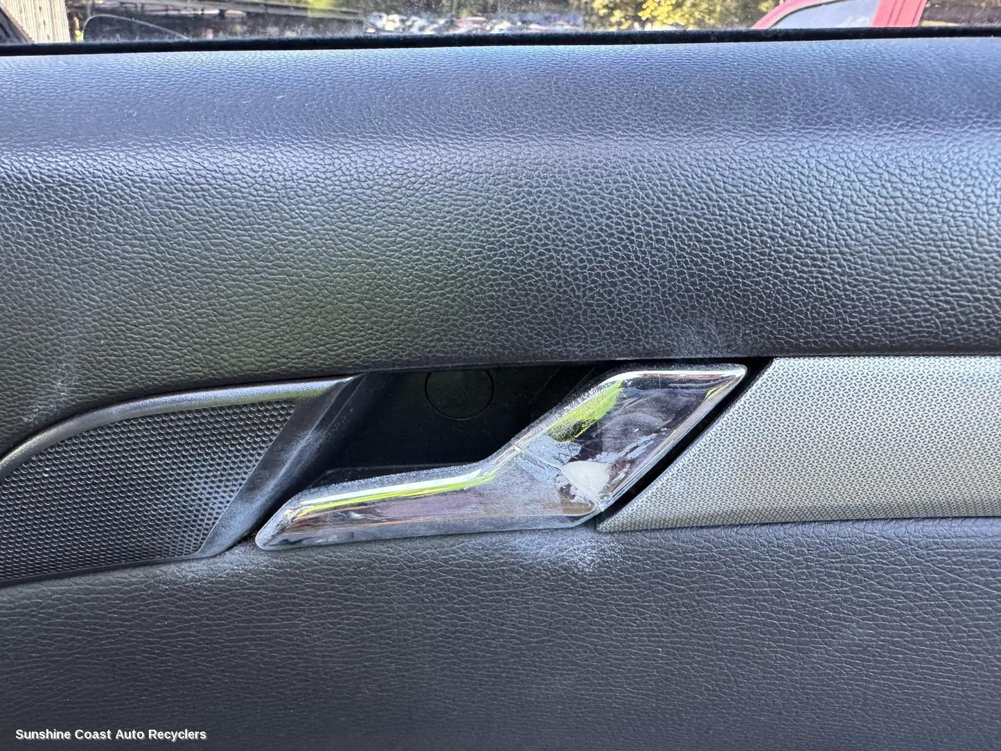 2013 Holden Captiva Door Handle