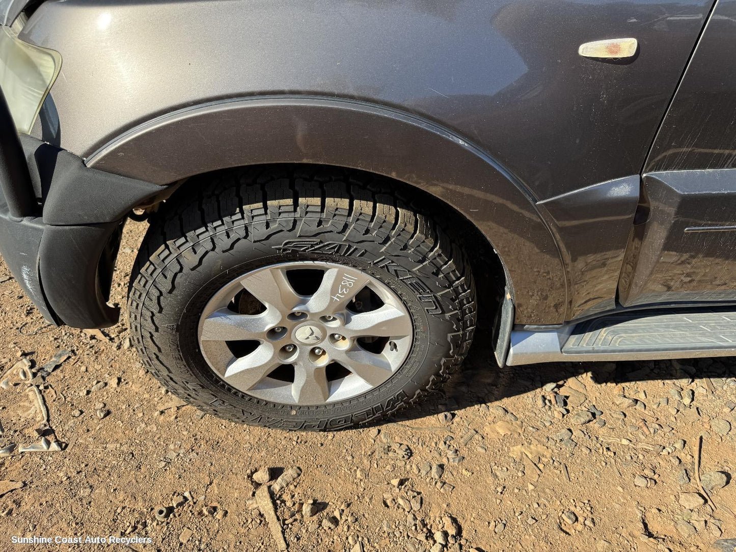 2010 Mitsubishi Pajero Mud Flaps