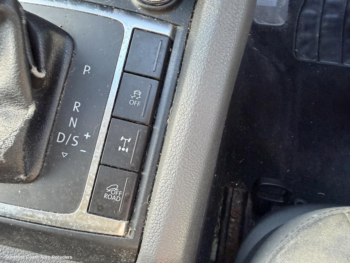 2010-2022 Volkswagen Amarok Misc Switch Relay