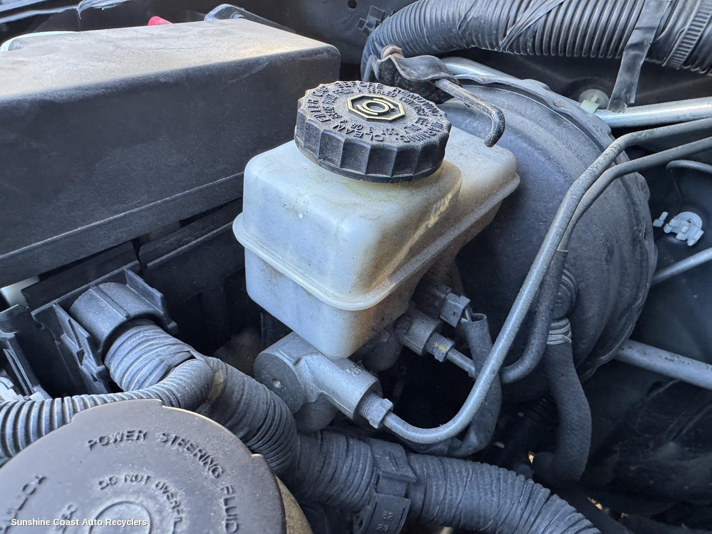 2005-2013 Nissan Pathfinder Master Cylinder