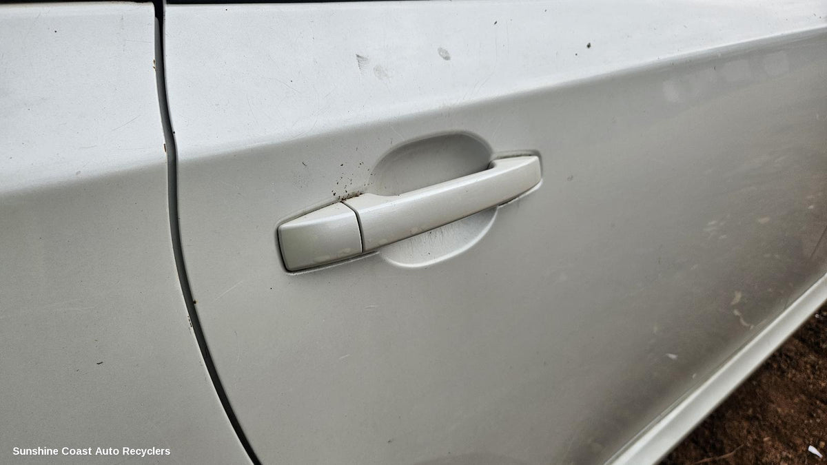 2009-2014 Subaru Liberty Door Handle