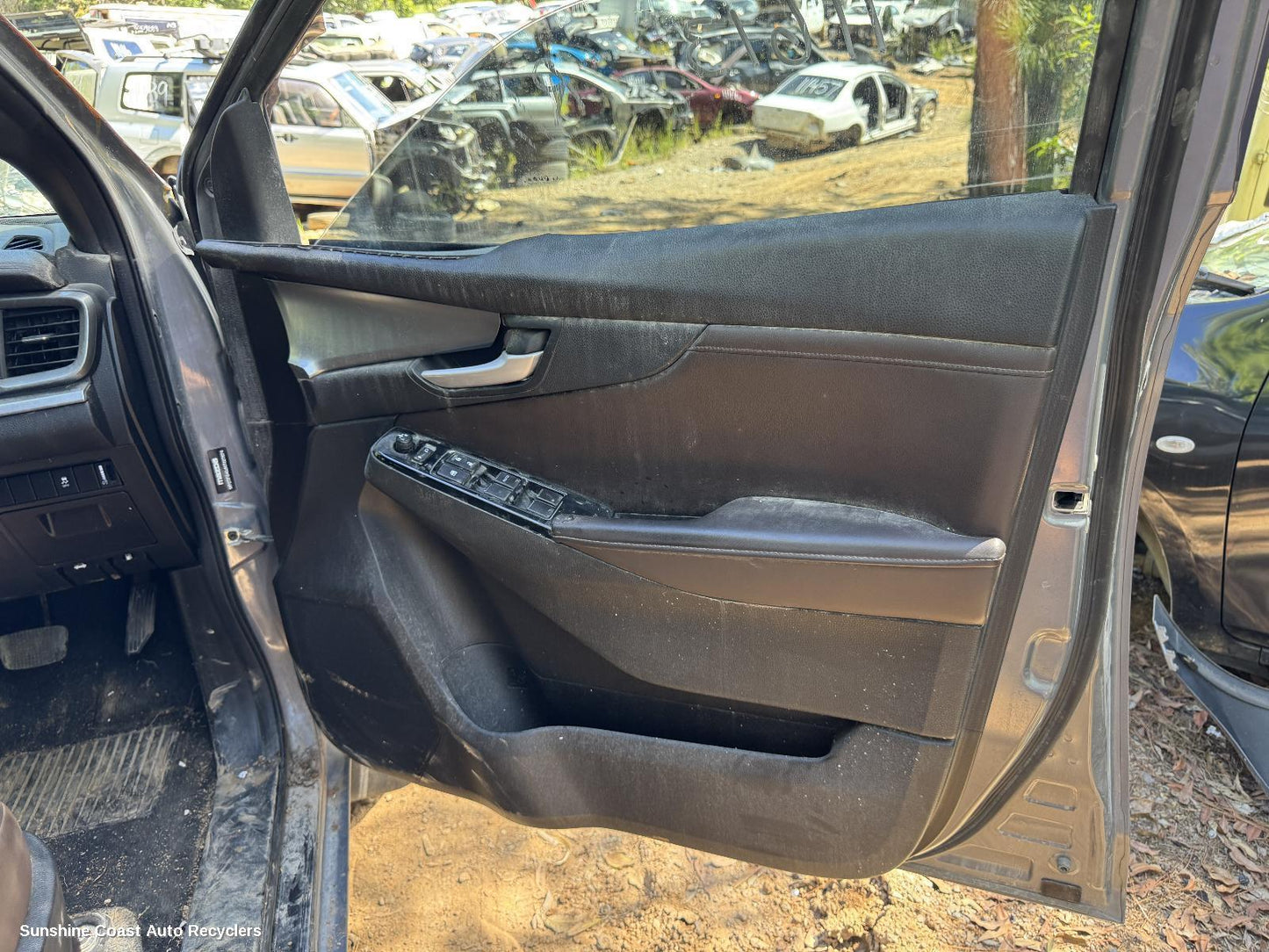 2020-2026 Mazda Bt50 Door Boot Gate Lock