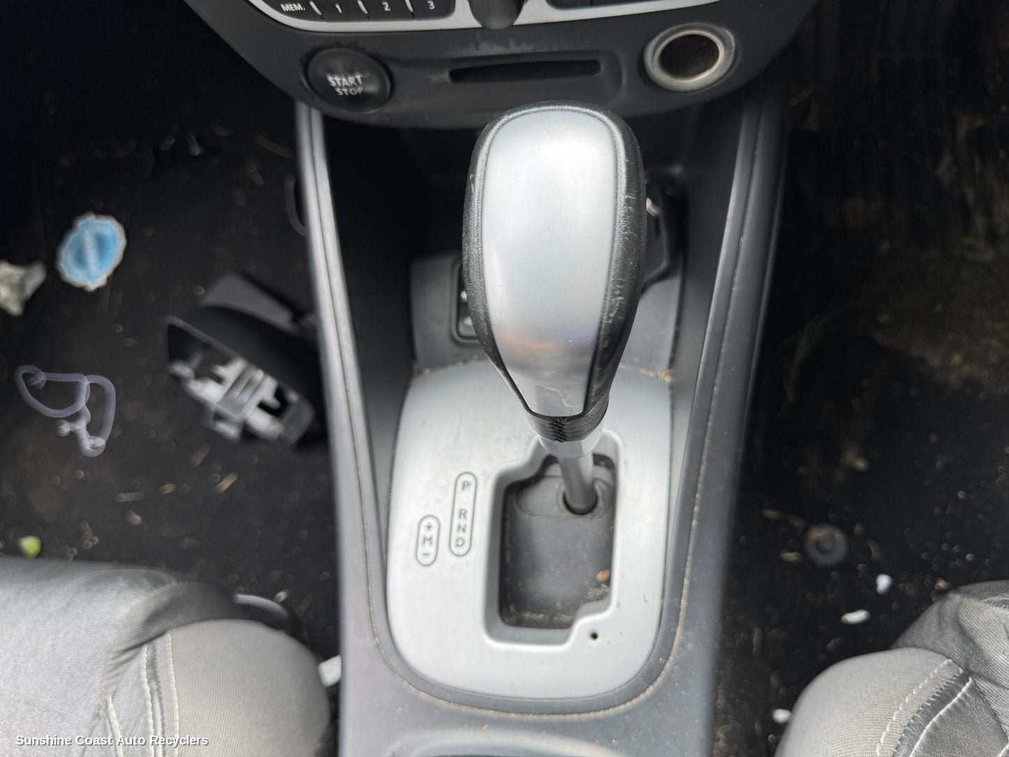 2011 Renault Megane Gear Stick Shifter