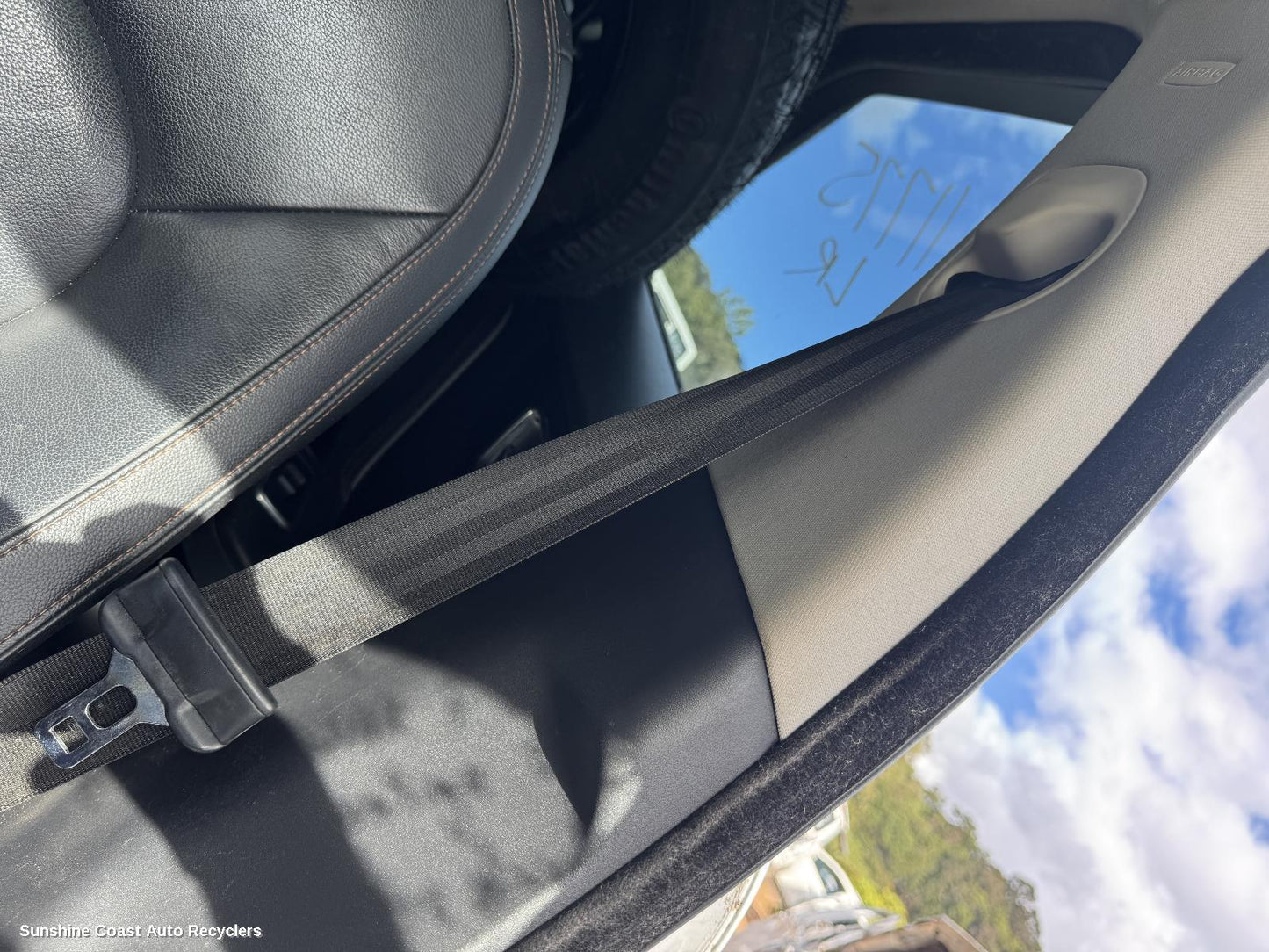 2016 Jaguar F Pace Seatbelt Stalk
