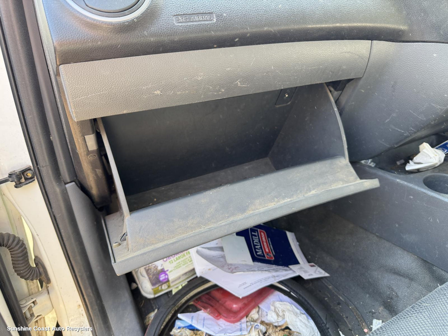 2011-2020 Mazda Bt50 Glove Box