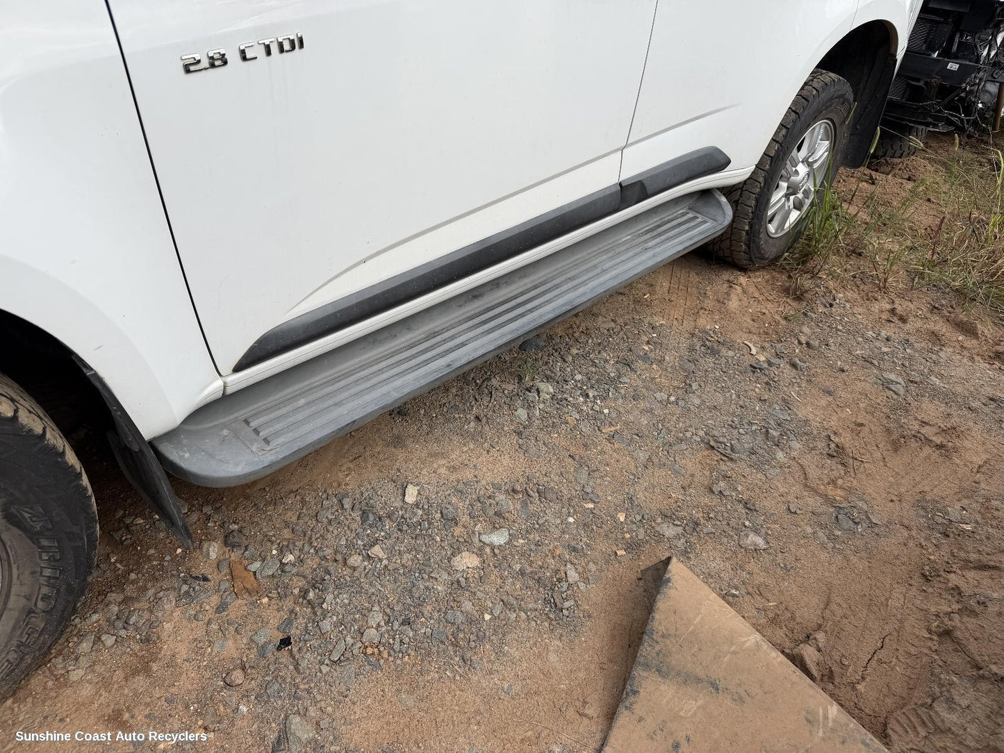 2012-2016 Holden Colorado Side Step Skirt