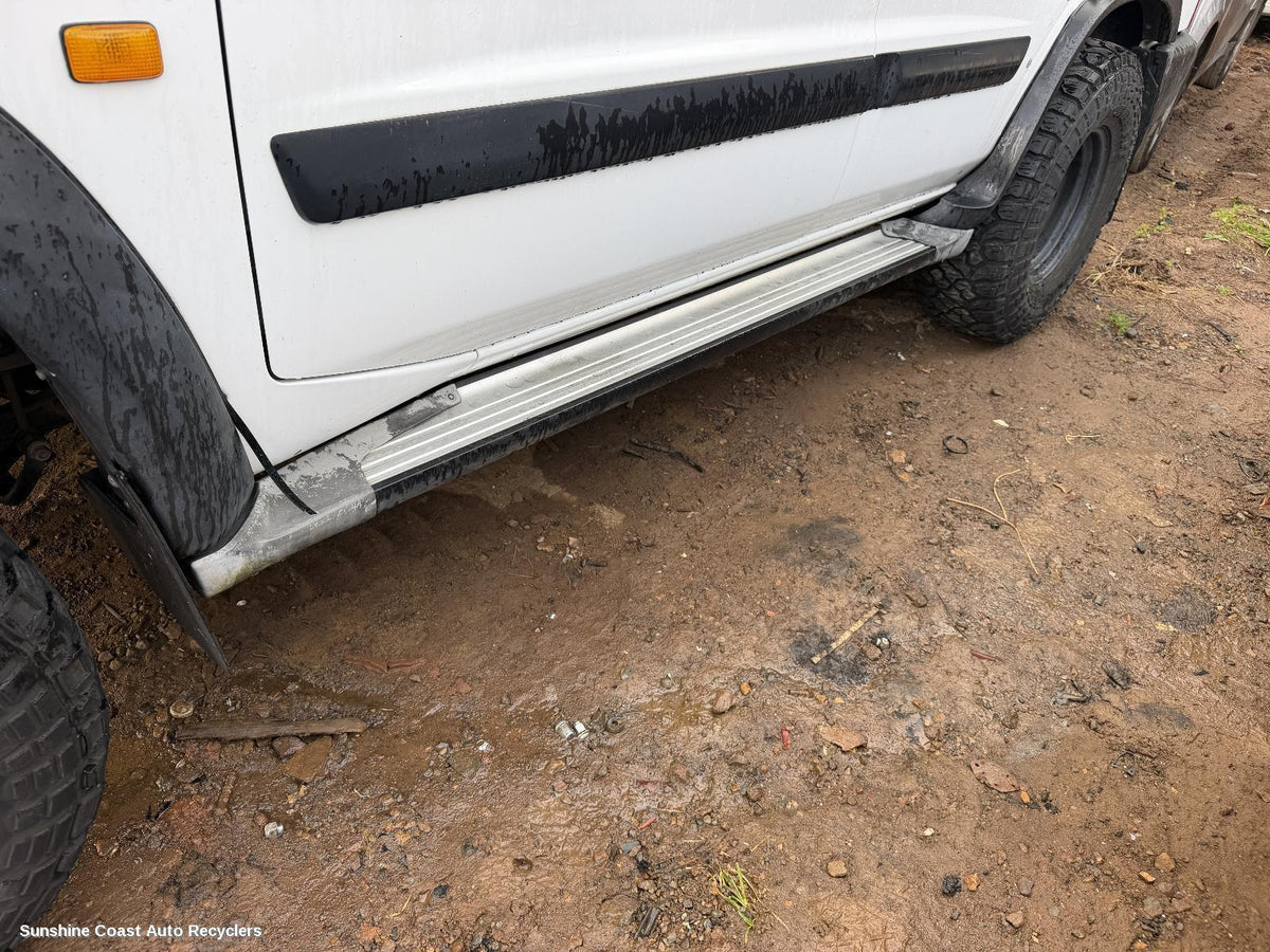 1997-2017 Nissan Patrol Side Step Skirt