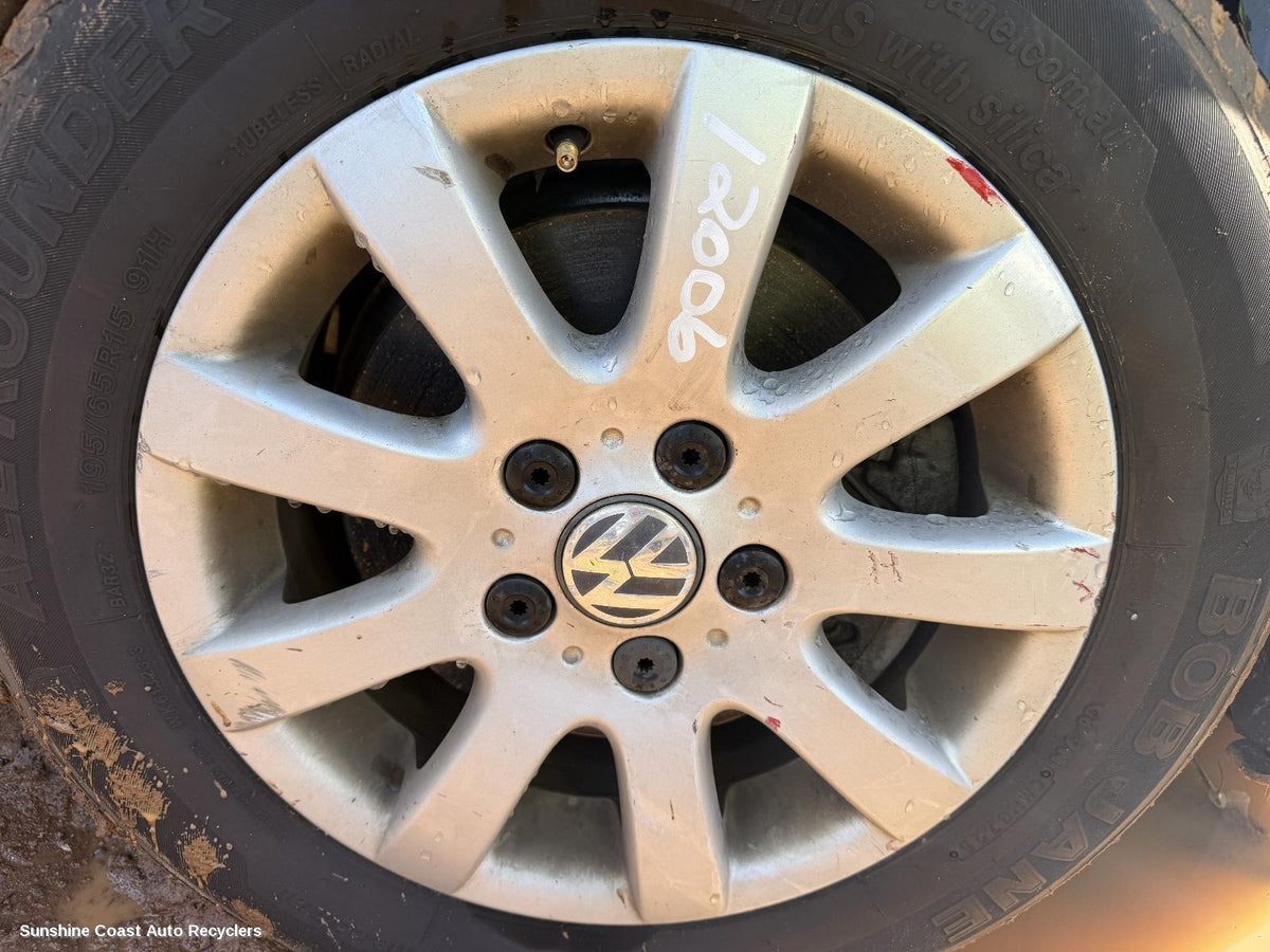 2004-2009 Volkswagen Golf Wheel Mag