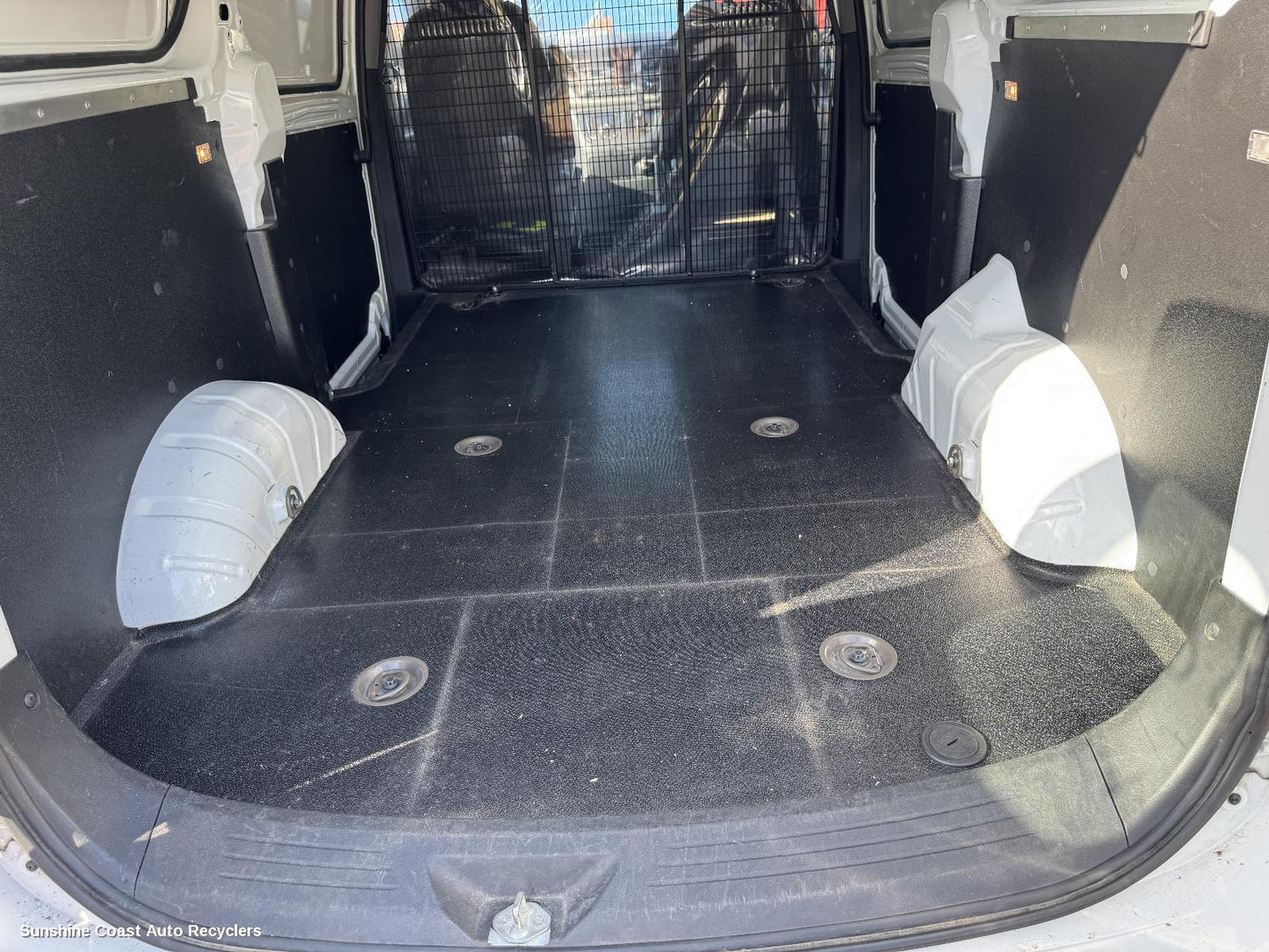 2020 Ldv G10 Carpet