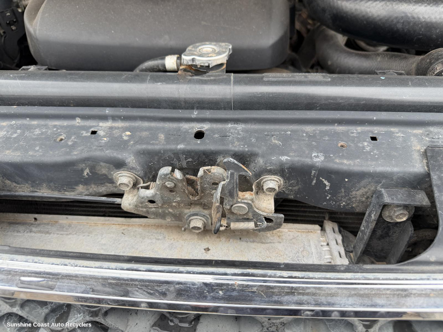 2011 Nissan Navara Bonnet Lock Support