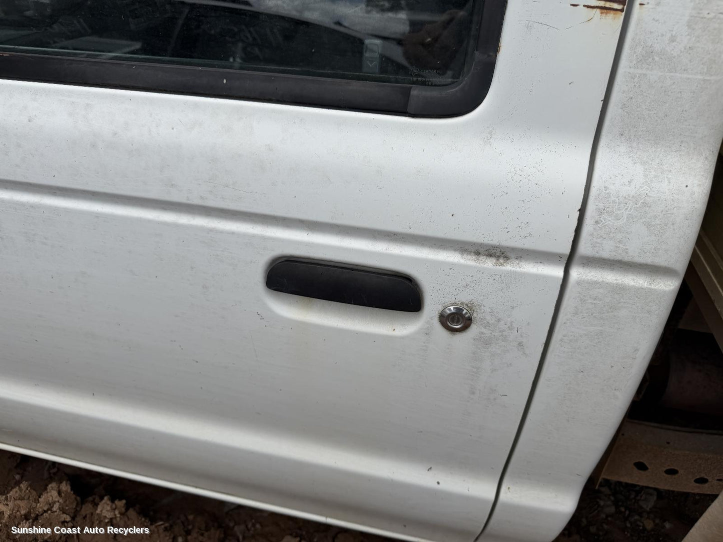 2002-2006 Ford Courier Door Handle