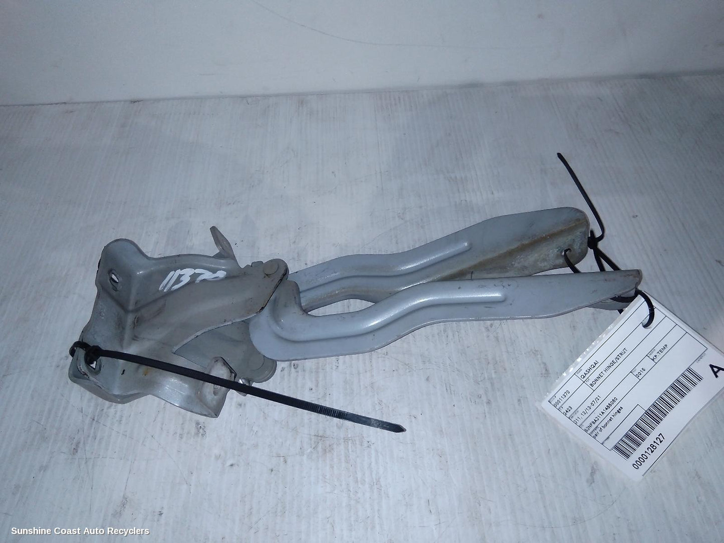2013-2021 Nissan Qashqai Bonnet Hinge Strut