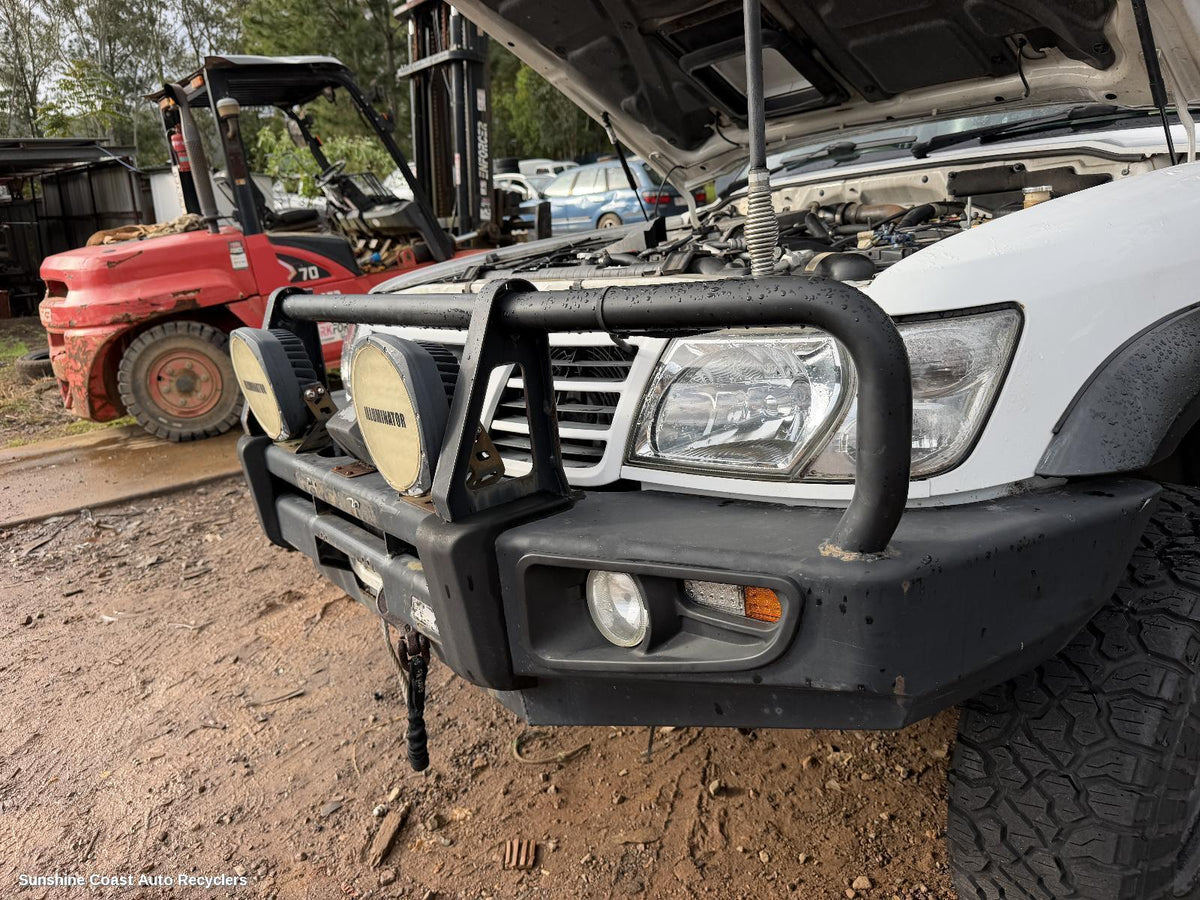 1997-2004 Nissan Patrol Front Bumper