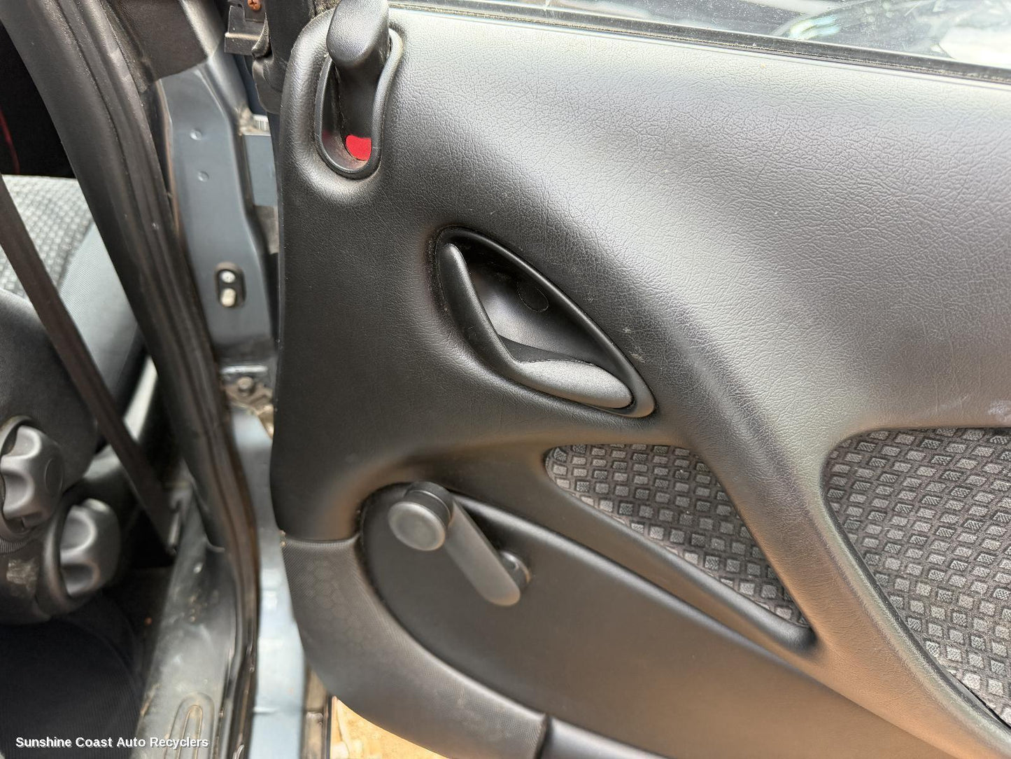 1997-2007 Holden Commodore Door Handle