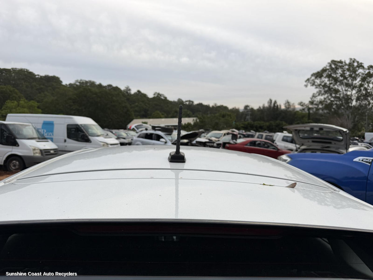 2018-2024 Kia Cerato High Level Stoplight