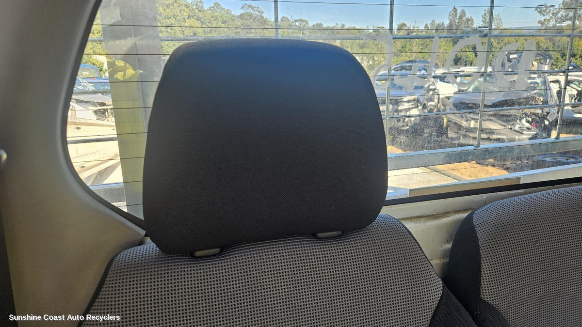 2009-2015 Mitsubishi Triton Headrest