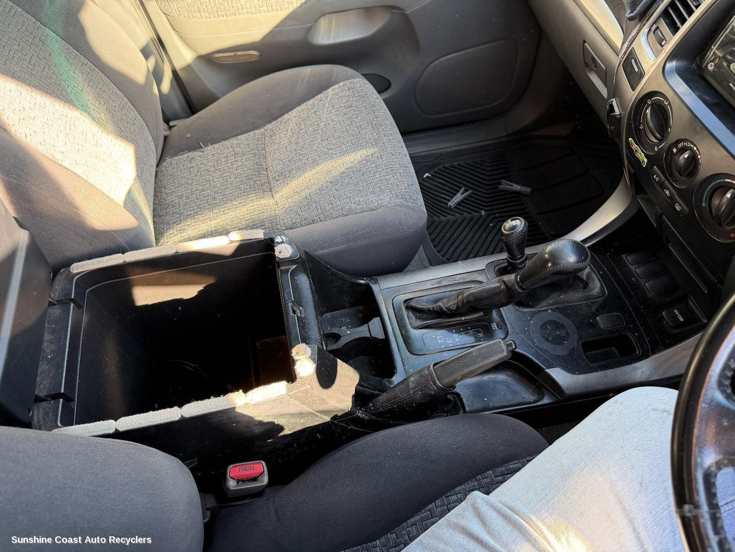 2003-2009 Toyota Prado Console