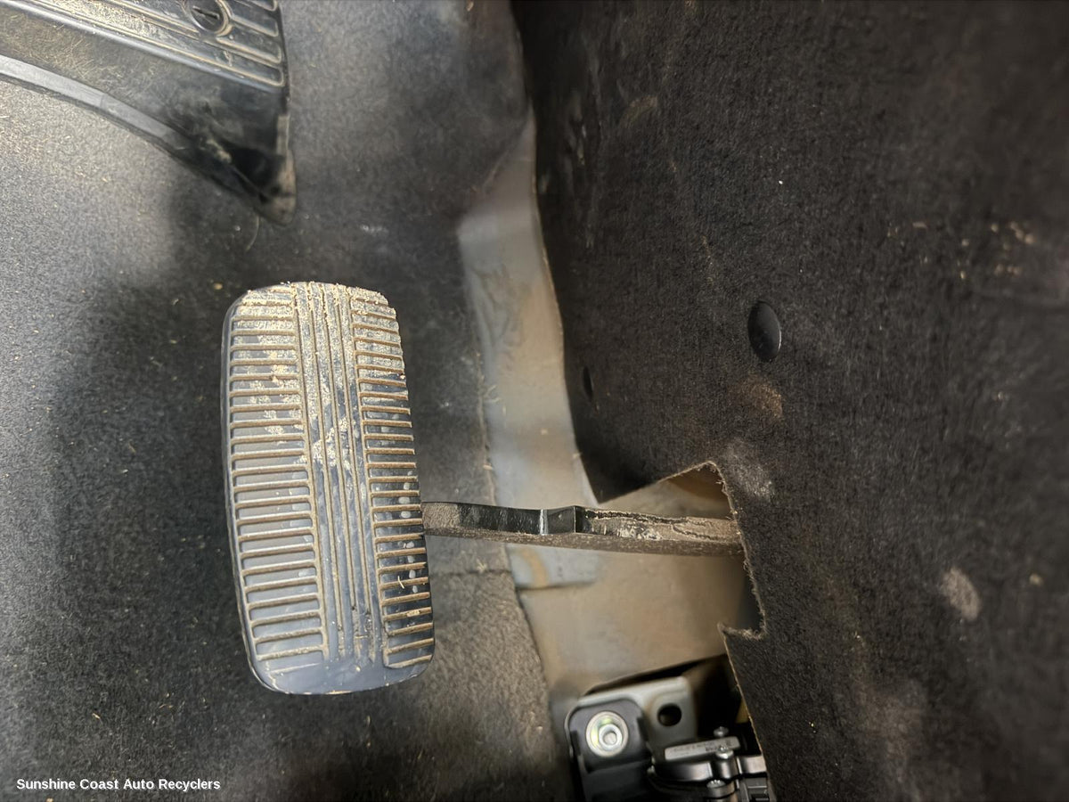 2005-2015 Nissan Navara Pedal Assembly