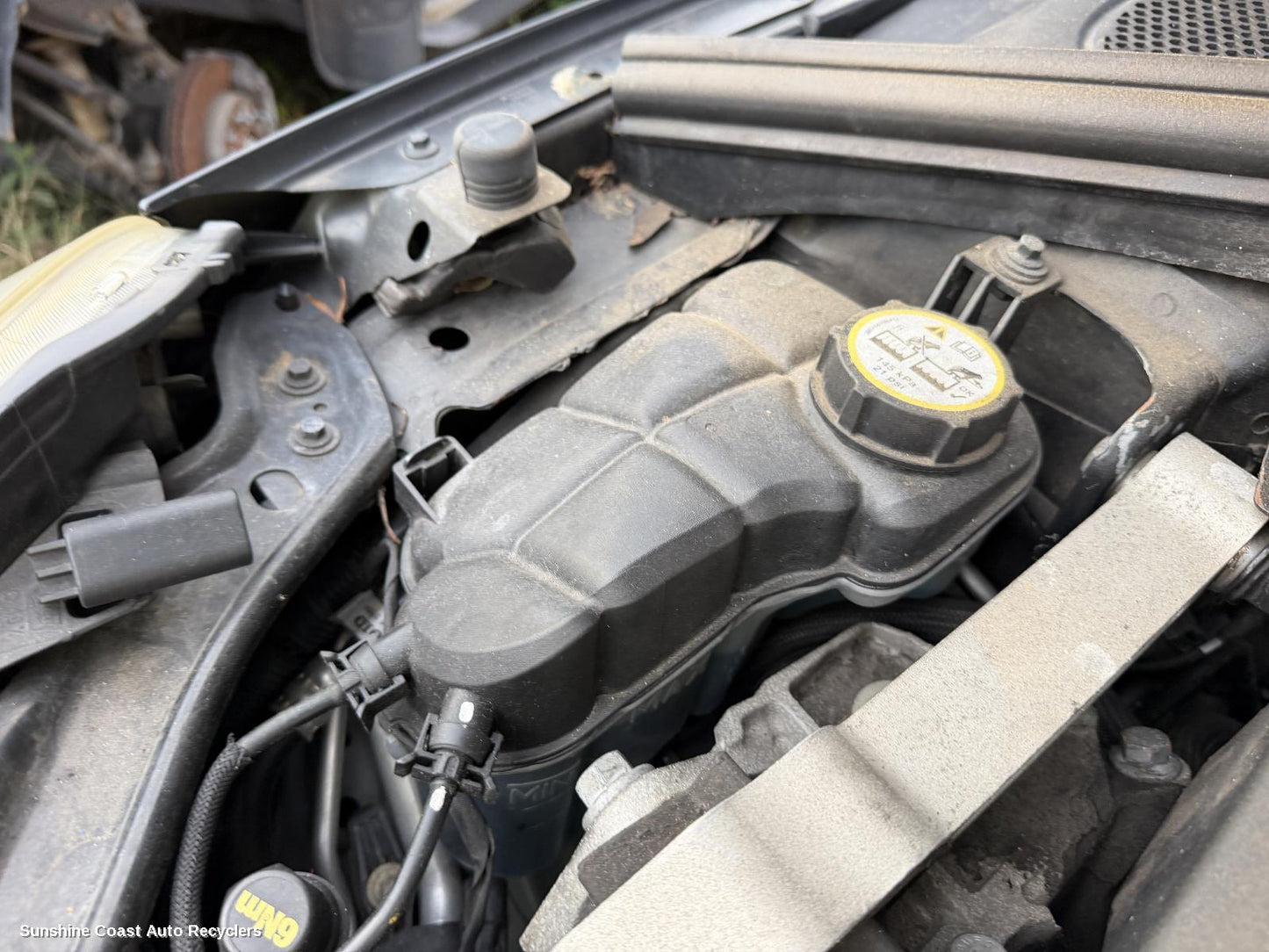 2009-2017 Volvo Xc60 Overflow Bottle