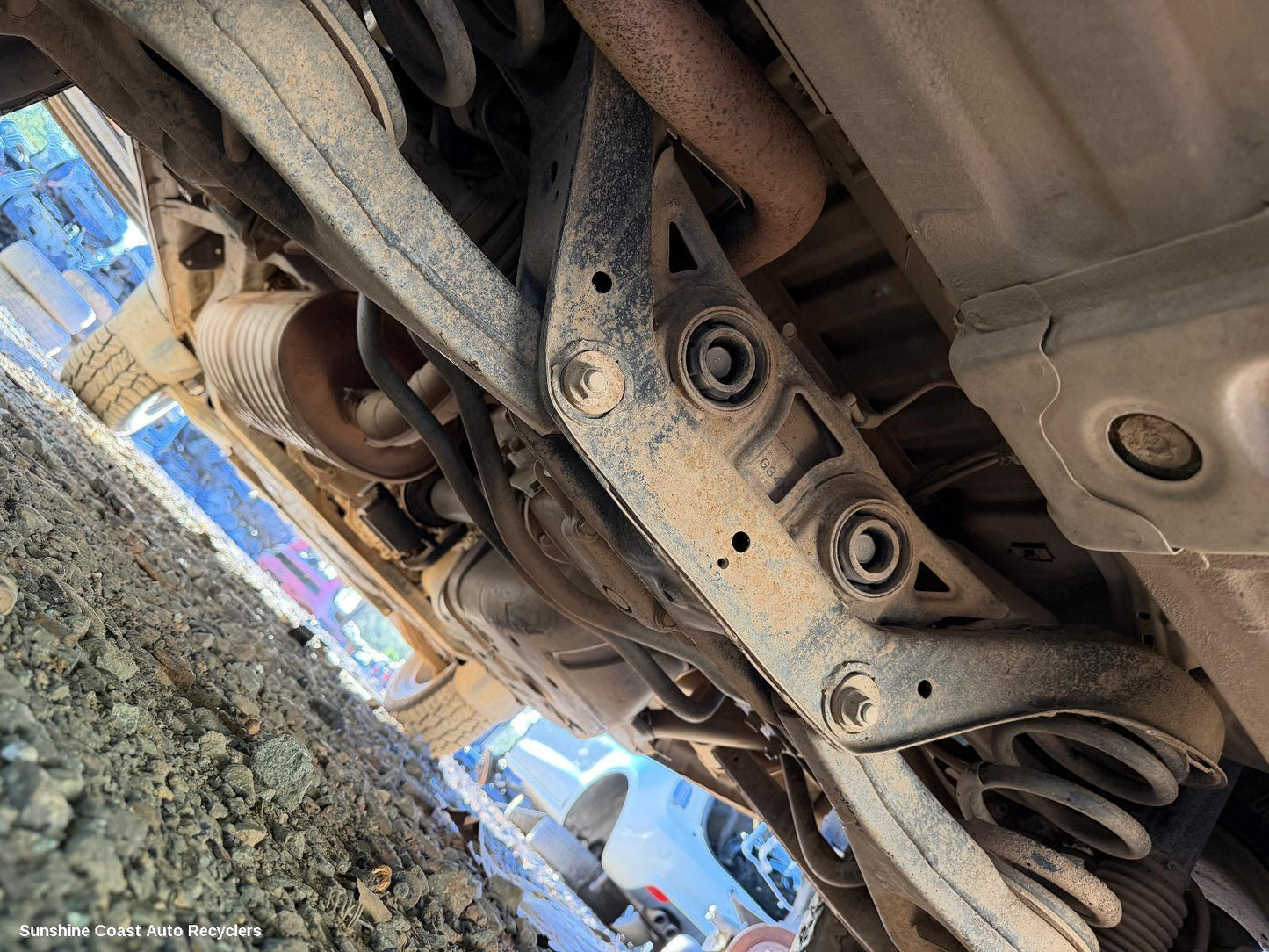 2006-2021 Mitsubishi Pajero Right Rear Trailing Arm