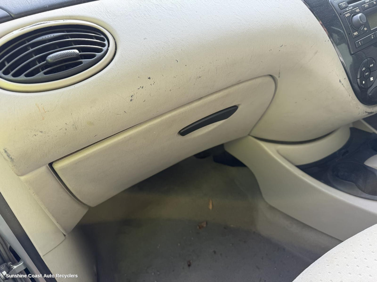 2001-2005 Ford Focus Glove Box