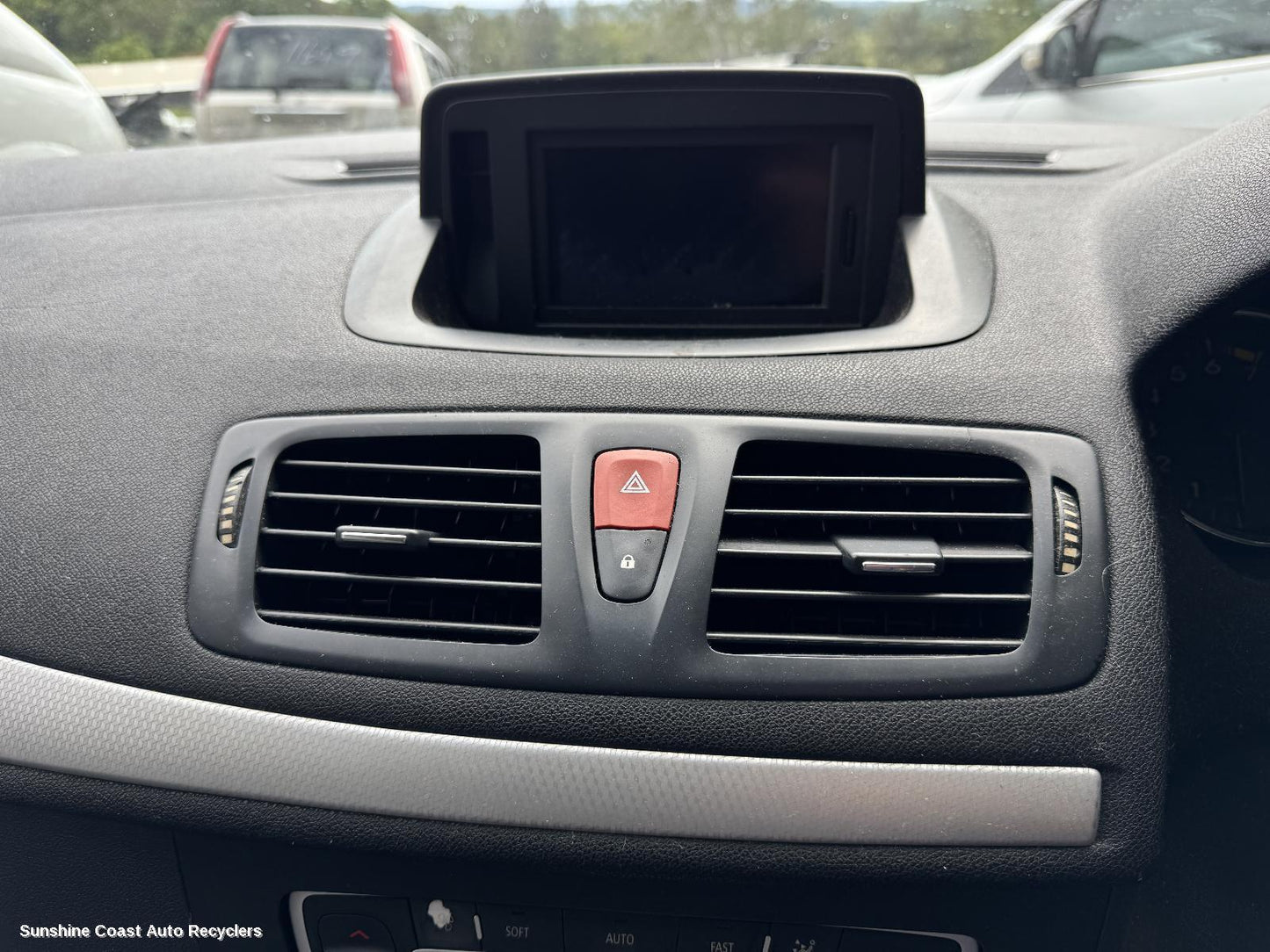 2011 Renault Megane Misc