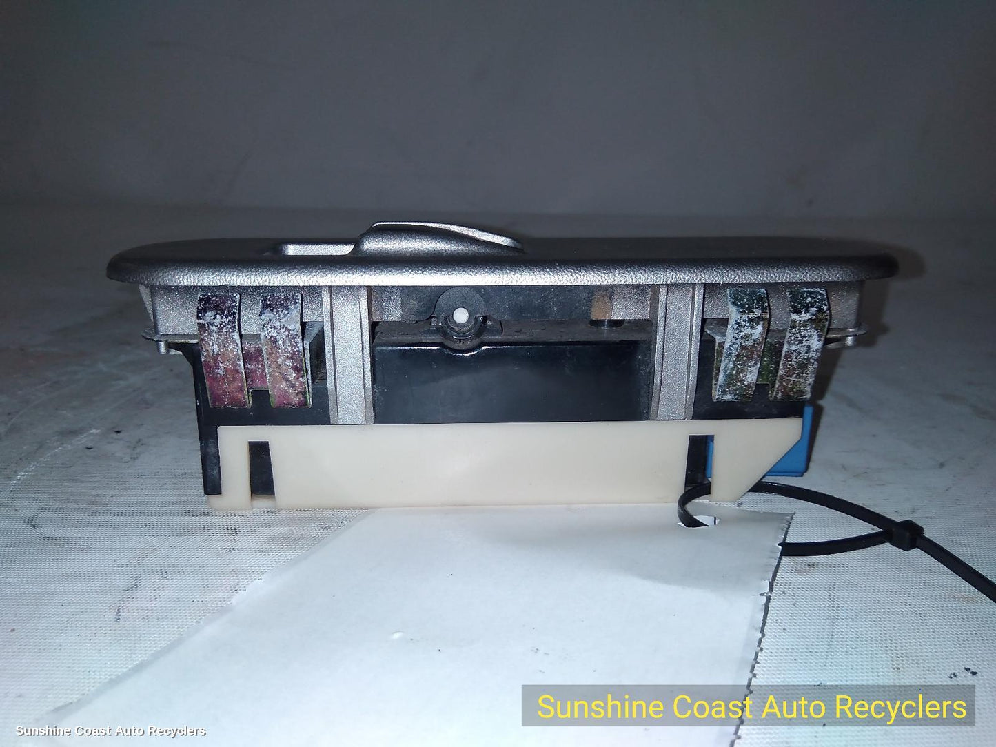 2005 Mitsubishi Triton Pwr Dr Wind Switch