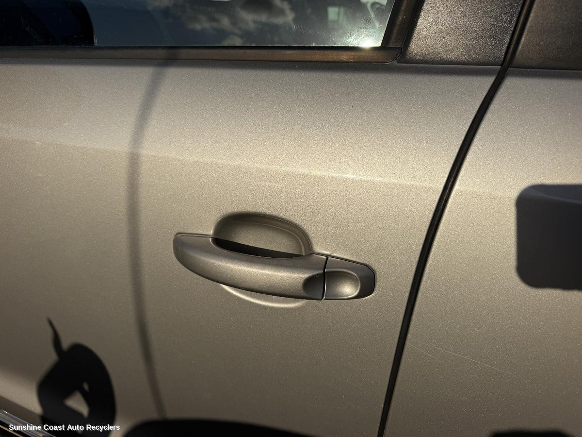 2010-2022 Volkswagen Amarok Door Handle