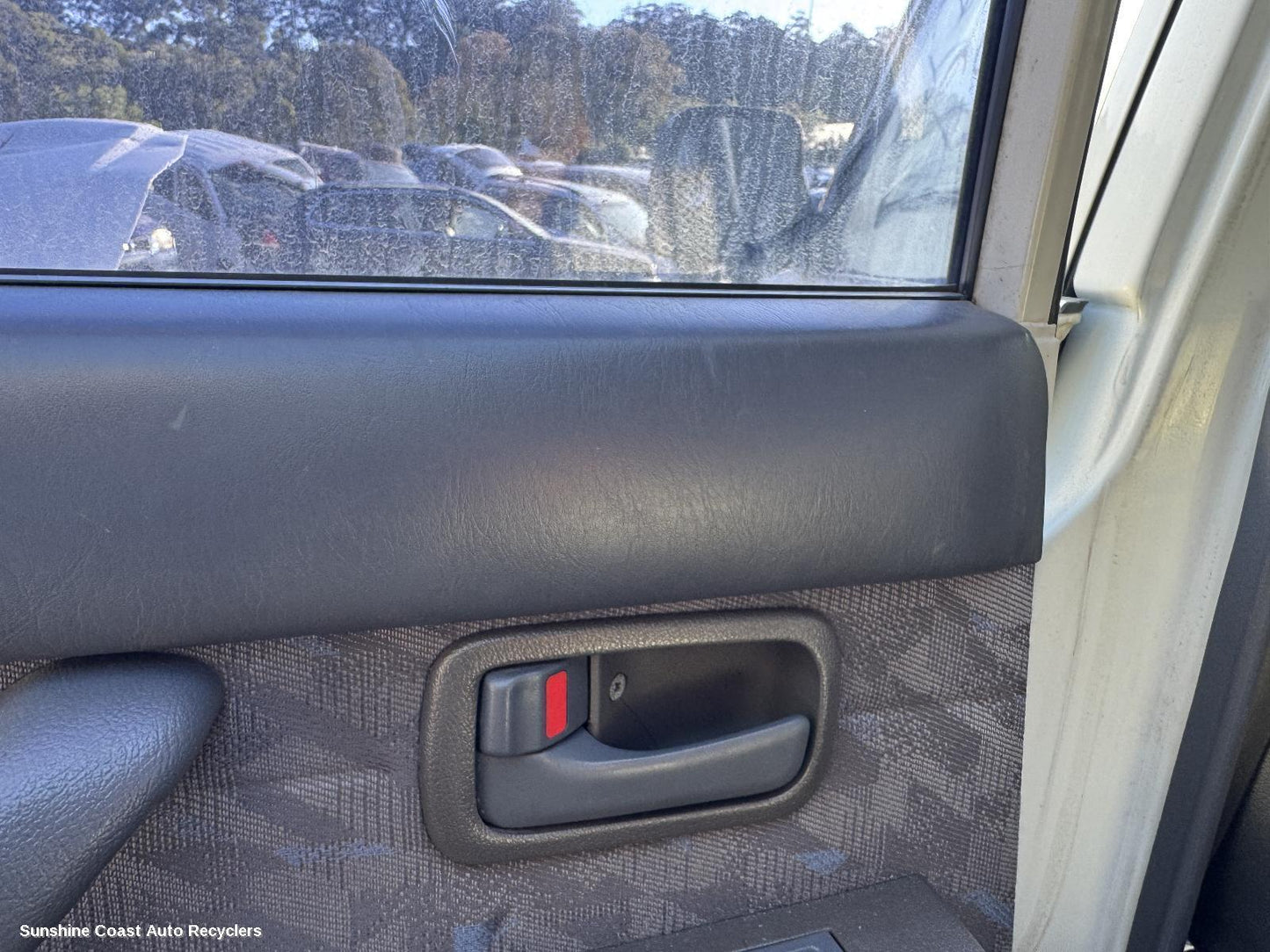 1996 Toyota Landcruiser Door Handle