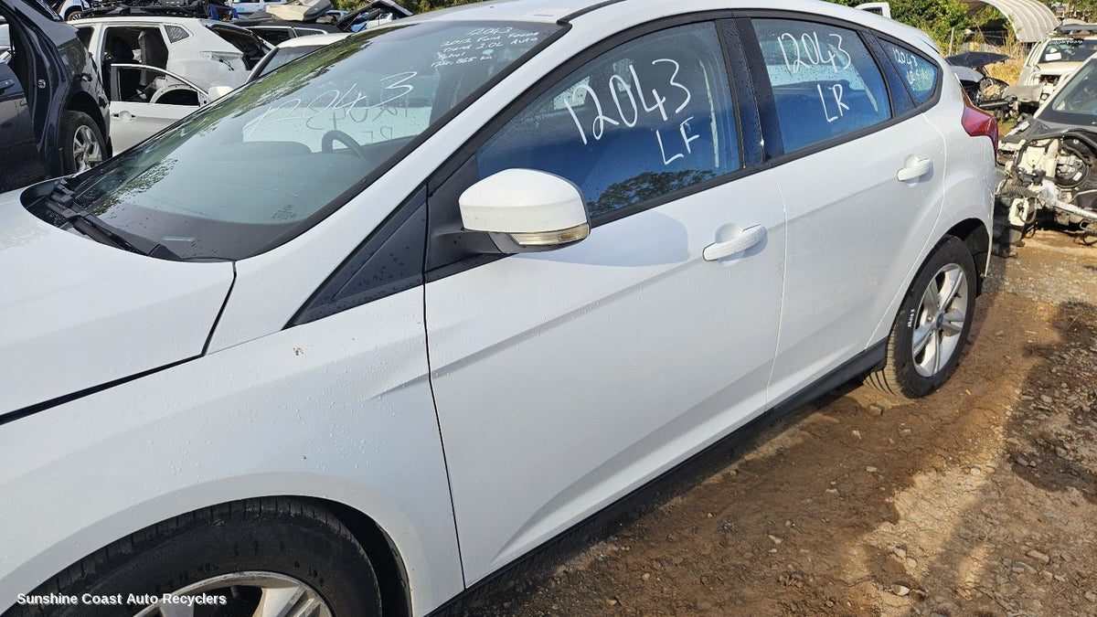2011-2015 Ford Focus Left Front Door Window