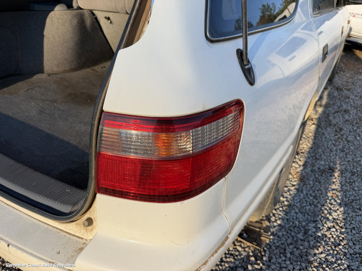 1997-2002 Toyota Camry Right Taillight