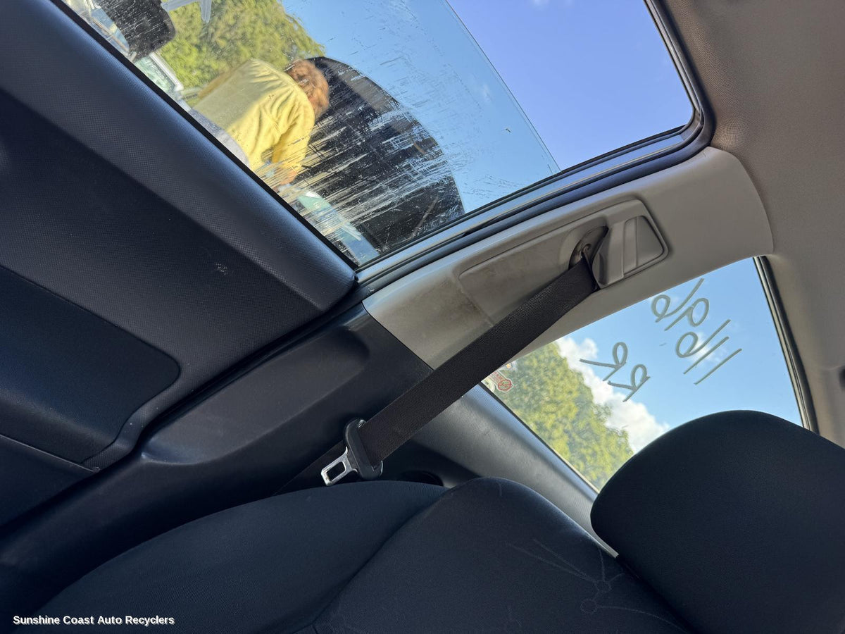 2007-2013 Toyota Corolla Seatbelt Stalk