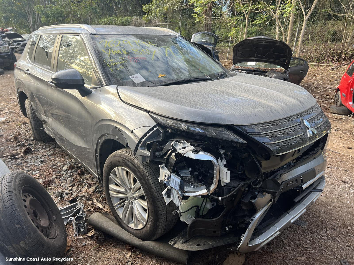2021-2026 Mitsubishi Outlander Owners Handbook