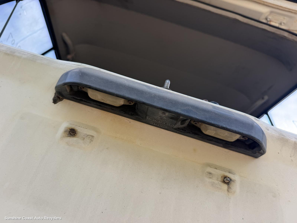 1990-1998 Toyota Landcruiser Rear Garnish