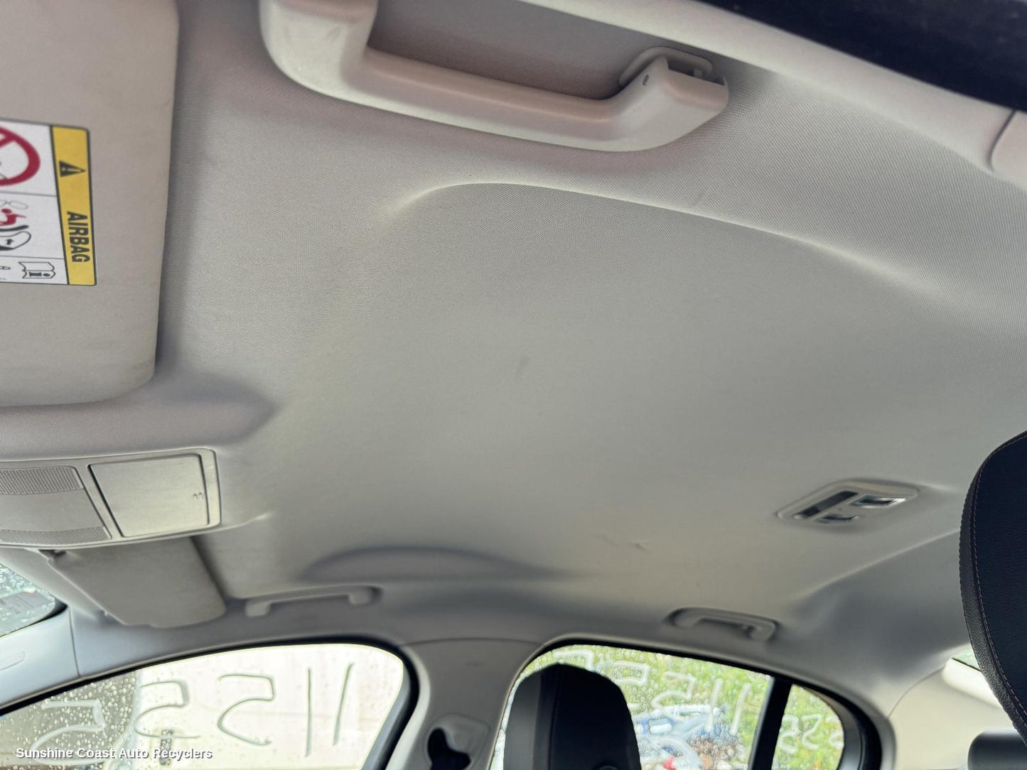 2015 Jaguar Xe Hoodlining