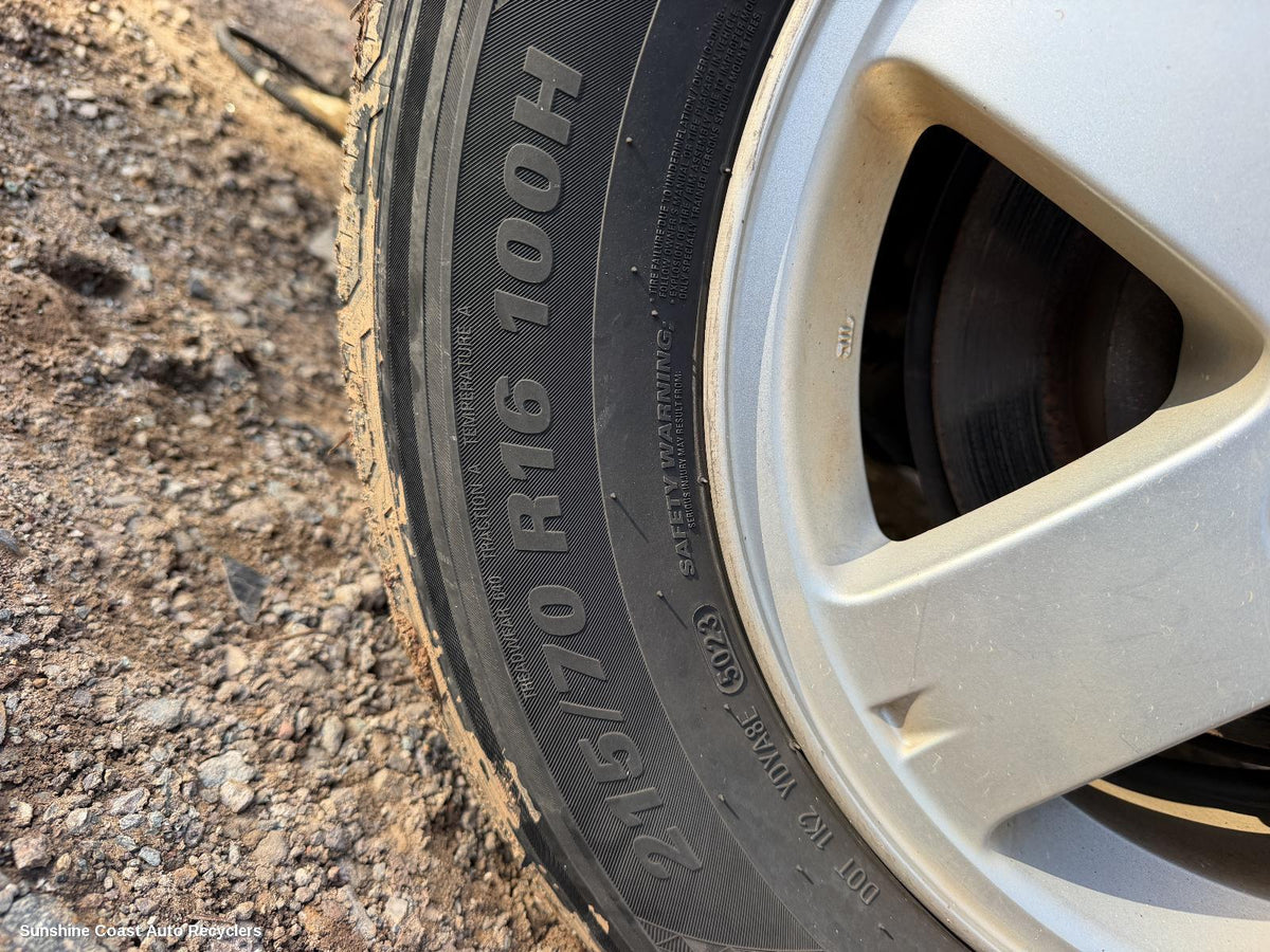 2009-2012 Mitsubishi Outlander Tyre