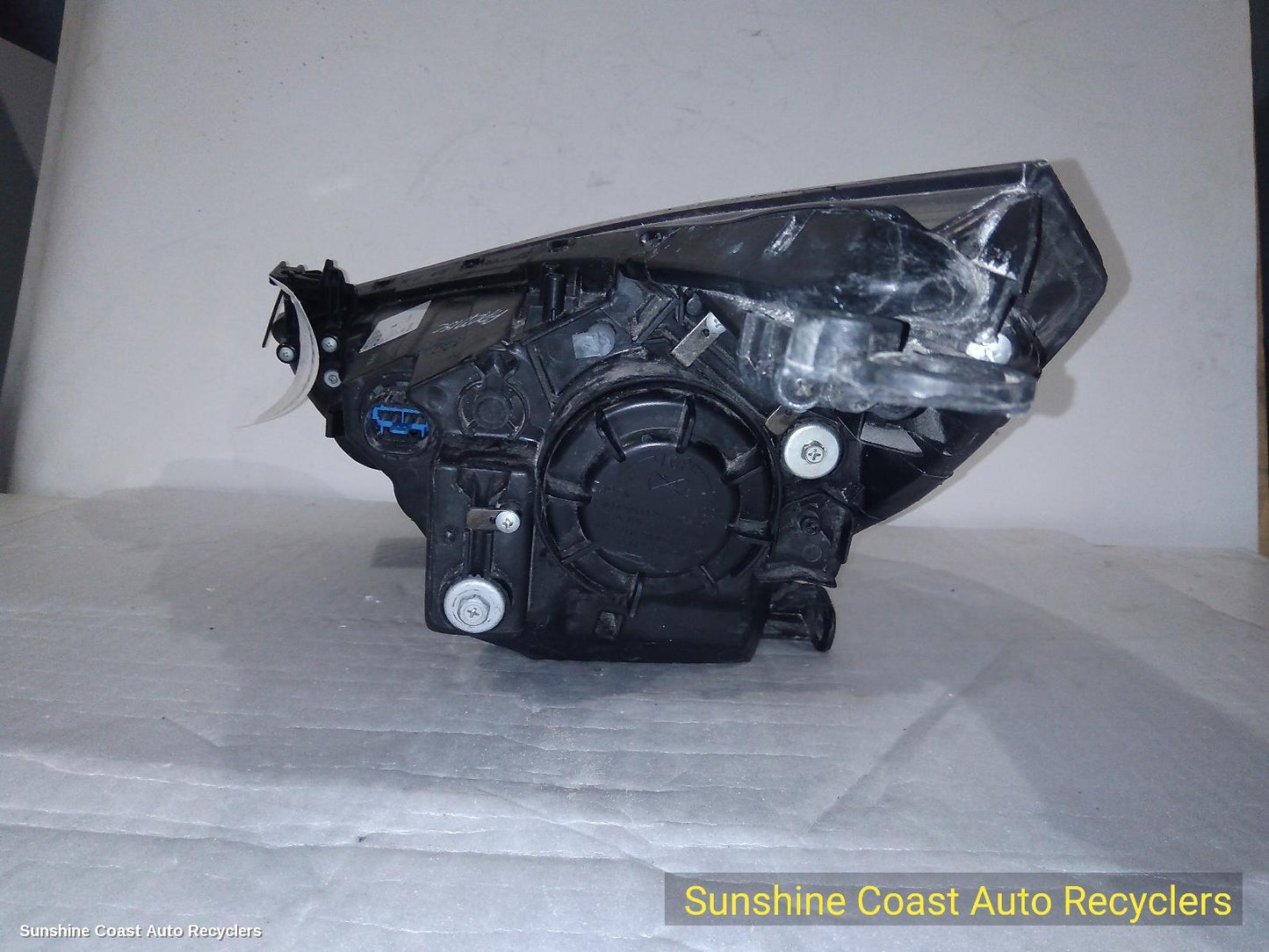 2016 Hyundai Accent Right Headlamp