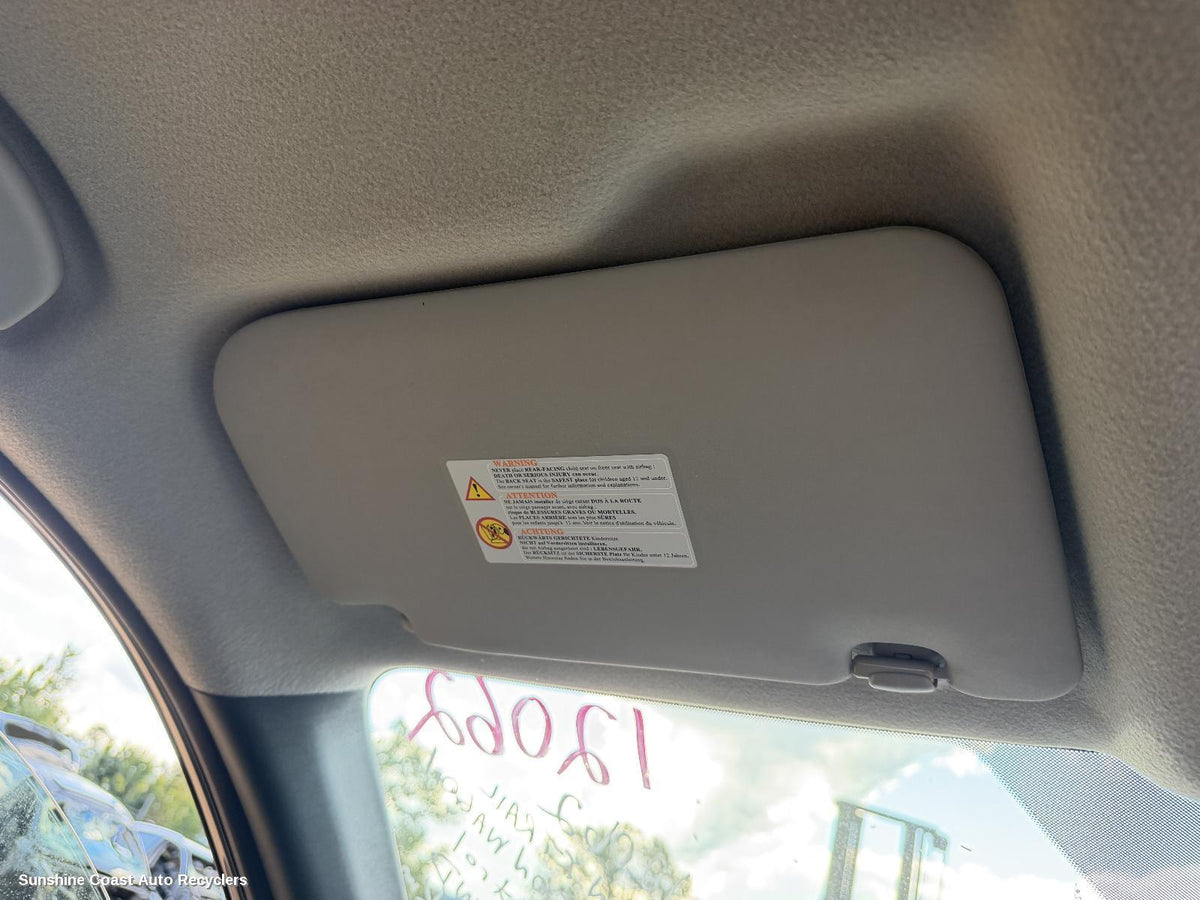 2007-2013 Nissan Xtrail Sunvisor
