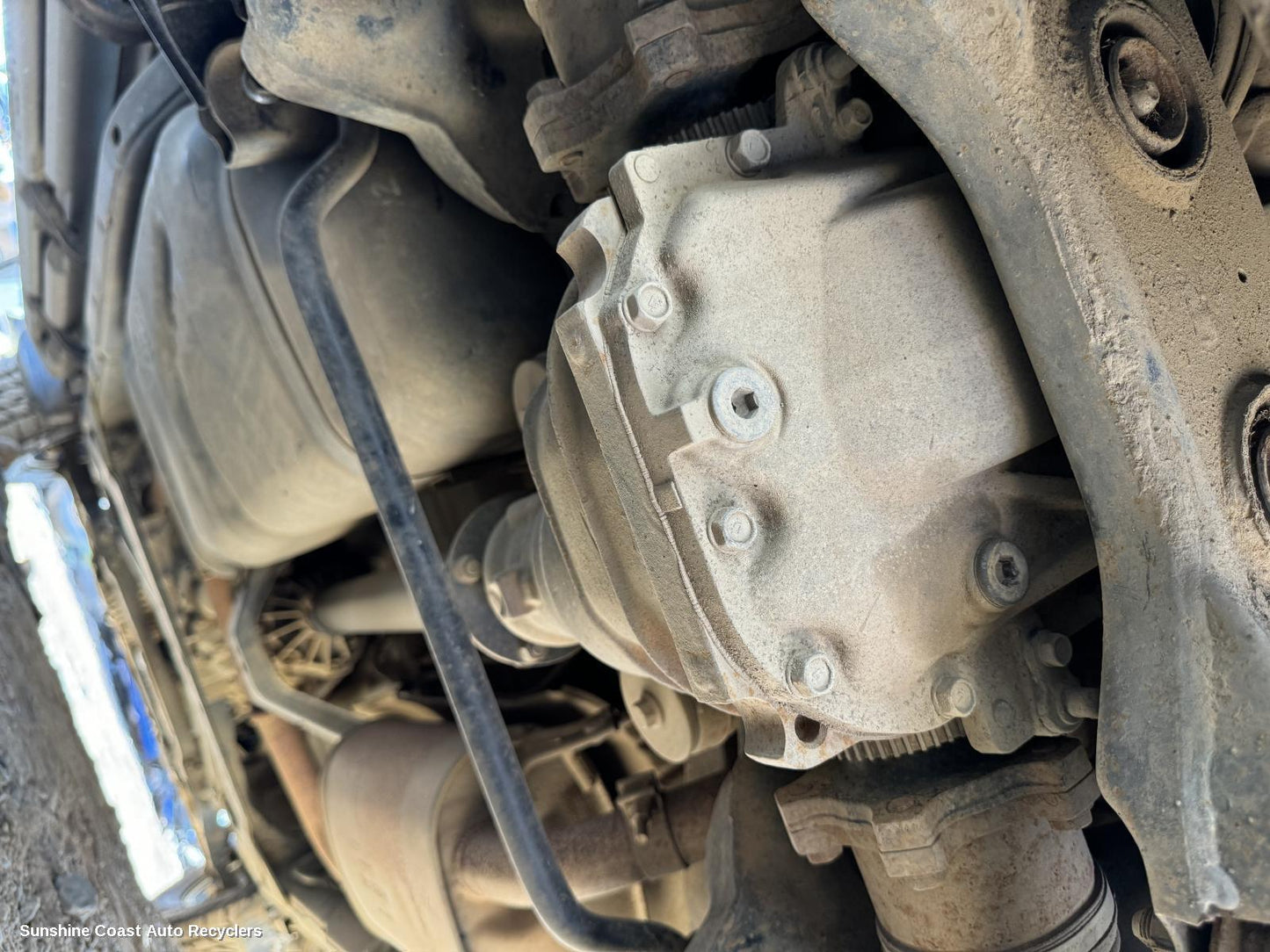2013 Nissan Pathfinder Differential Centre