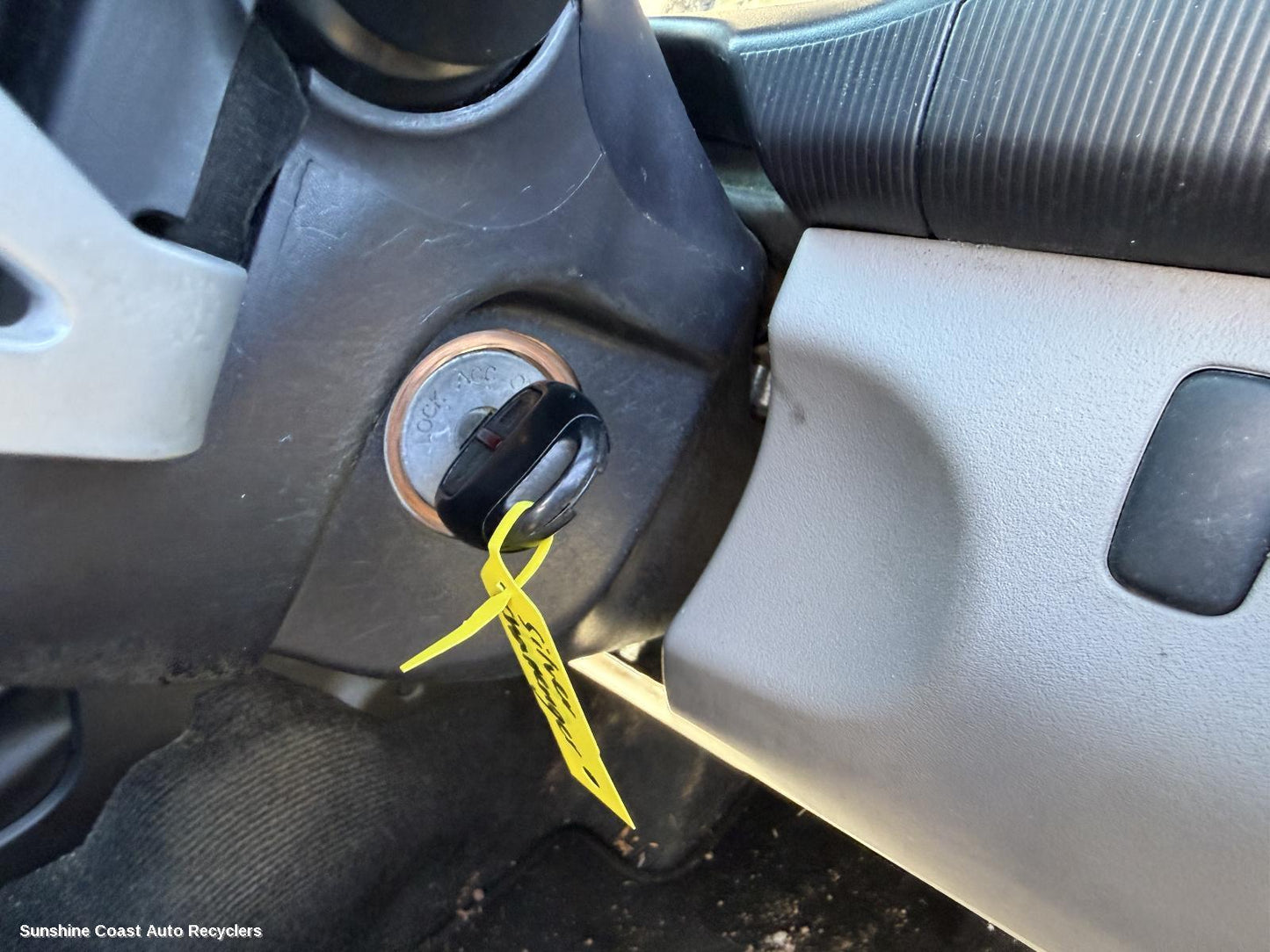 2009-2015 Mitsubishi Challenger Ignition W  Key