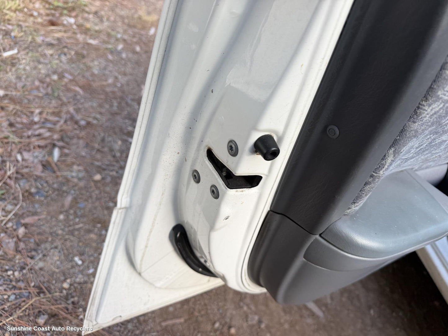 1997-2002 Toyota Camry Door Boot Gate Lock