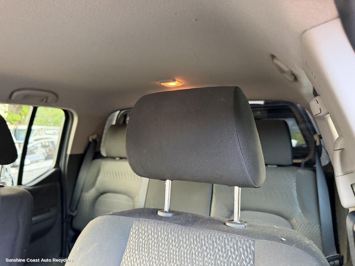 2005-2015 Nissan Navara Headrest
