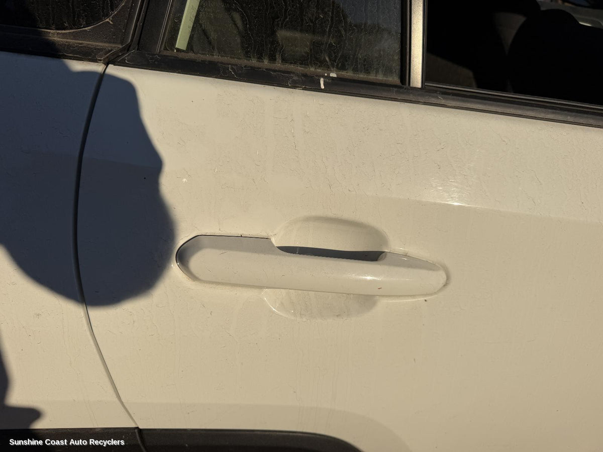 2018-2025 Toyota Rav4 Door Handle
