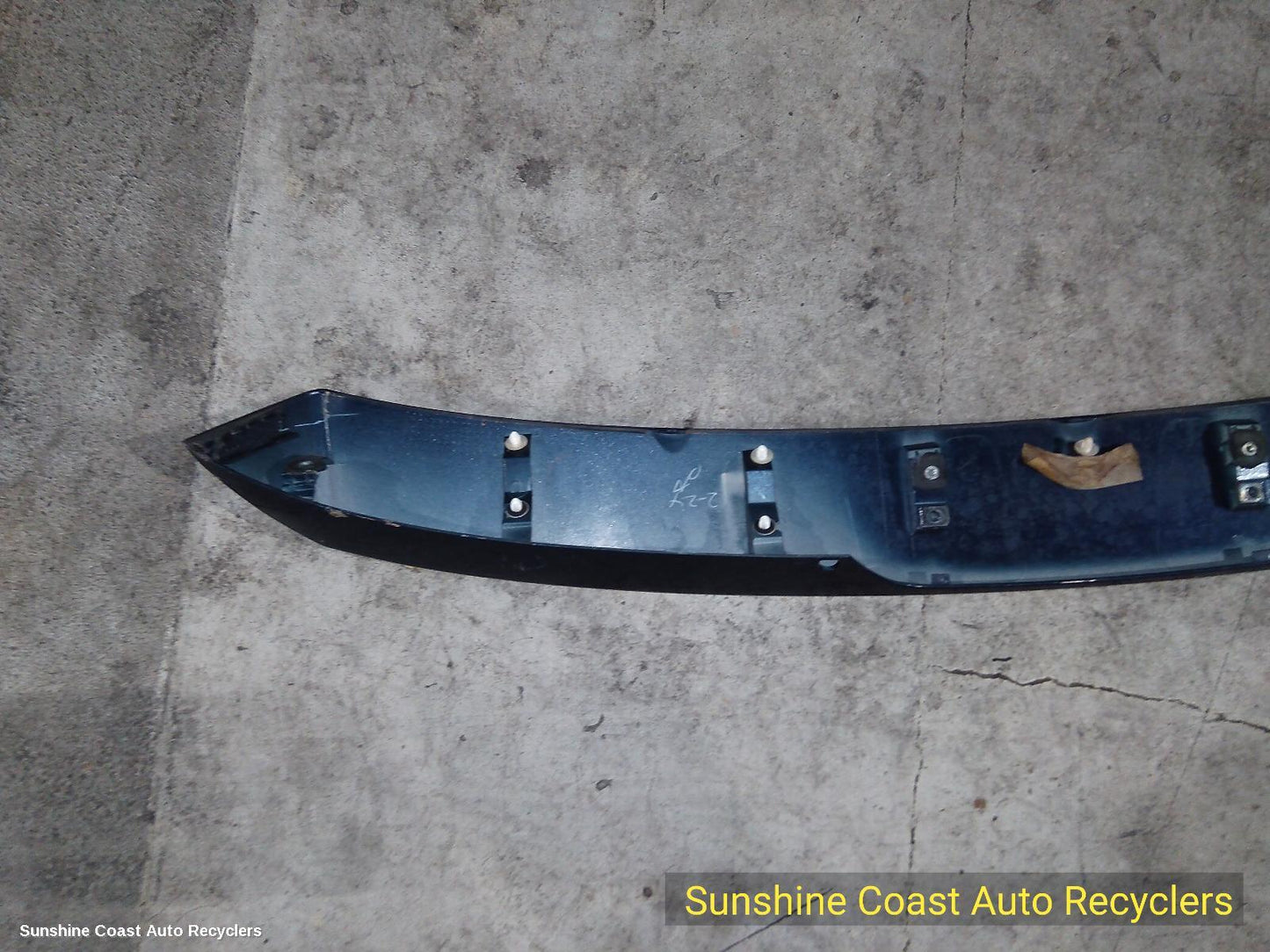 2012 Mitsubishi Outlander Rear Spoiler