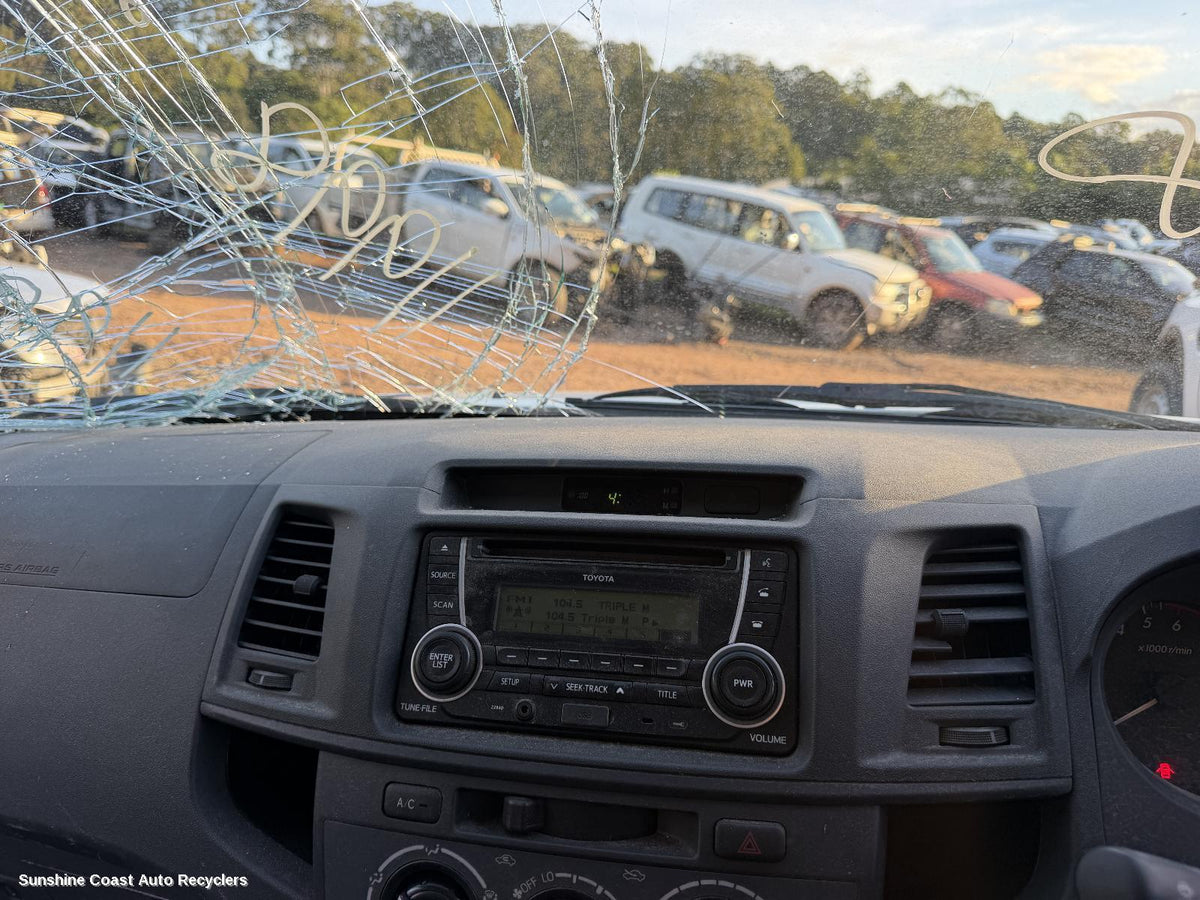 2011-2015 Toyota Hilux Misc