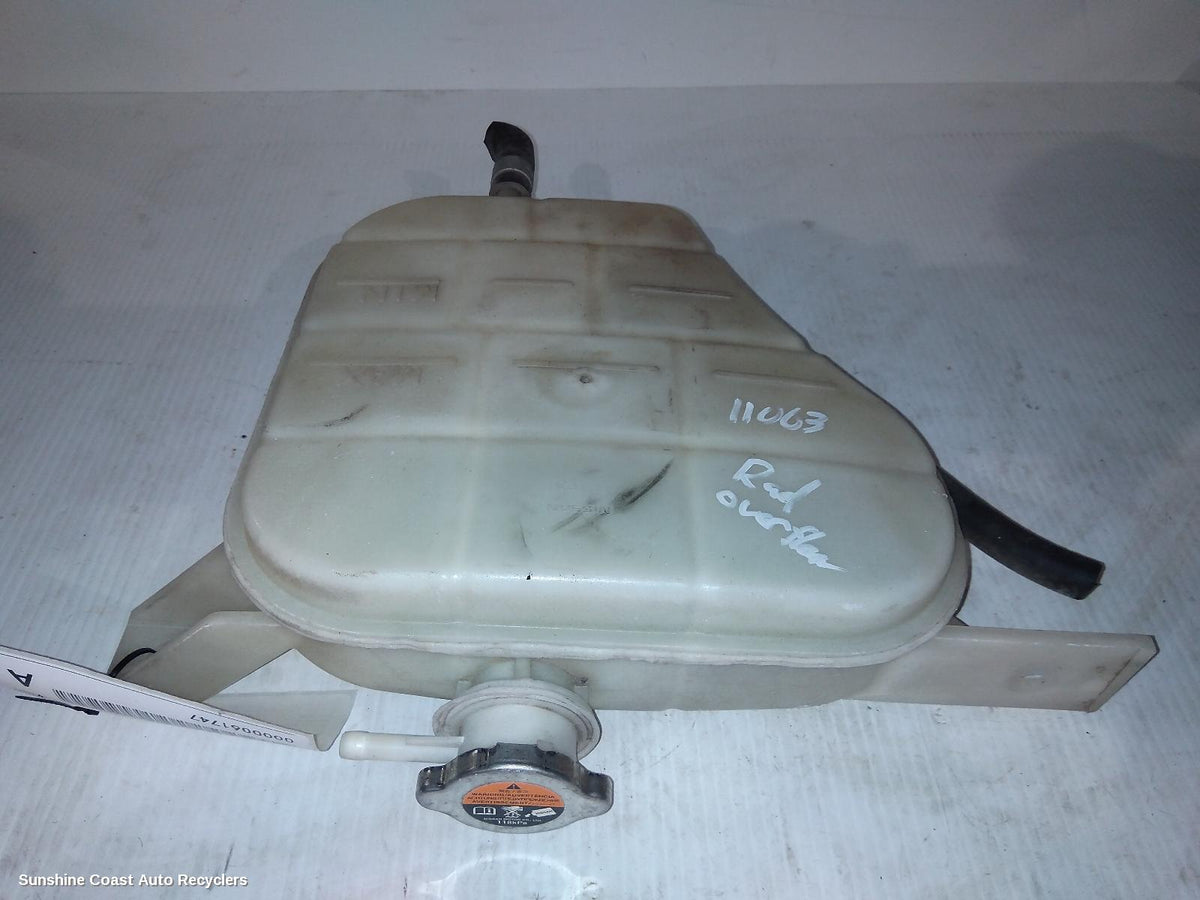 2015-2023 Nissan Navara Overflow Bottle
