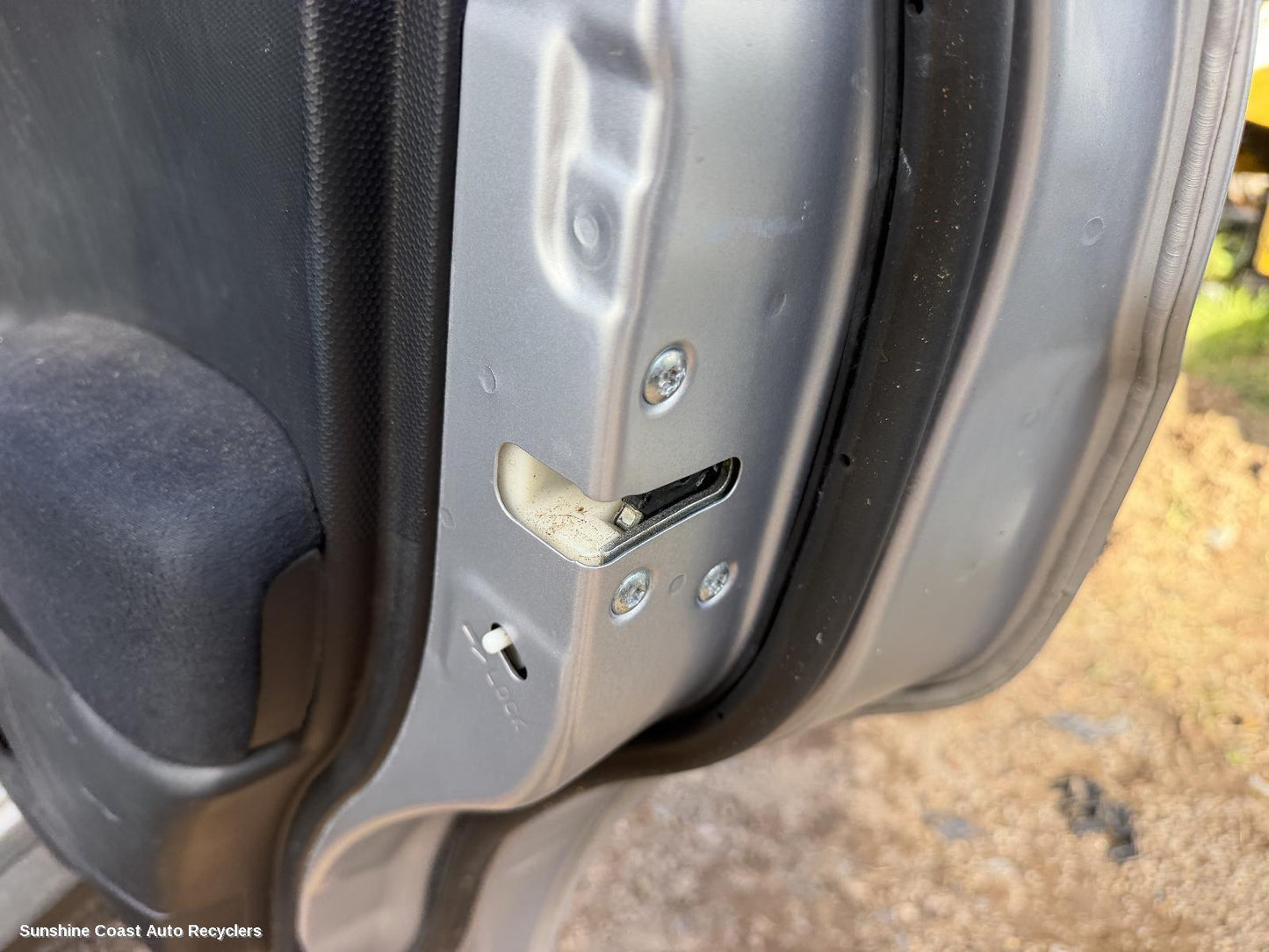 2006-2012 Mitsubishi Outlander Door Boot Gate Lock